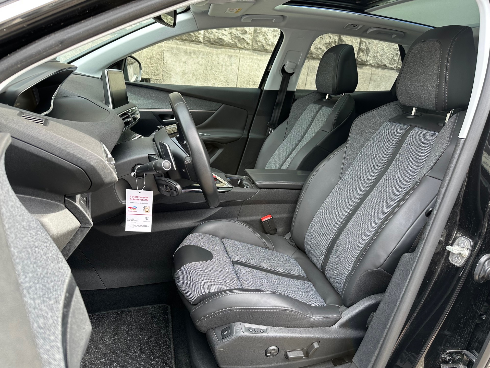 PEUGEOT 3008 2.0 BlueHDi GT EAT-image-7