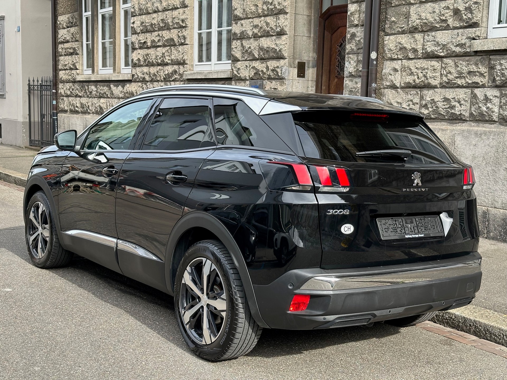 PEUGEOT 3008 2.0 BlueHDi GT EAT-image-5