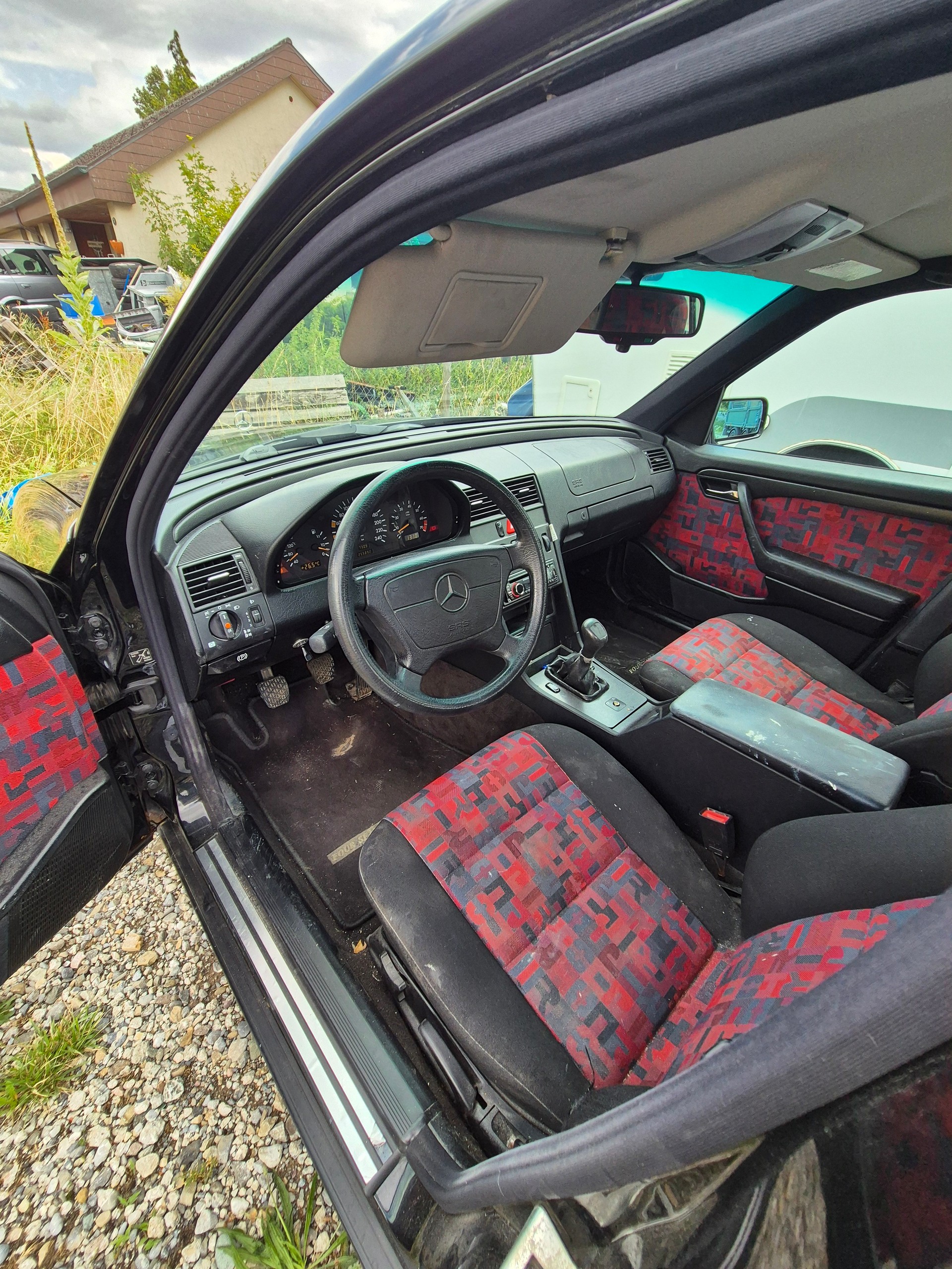 MERCEDES-BENZ C 180 Esprit-image-2