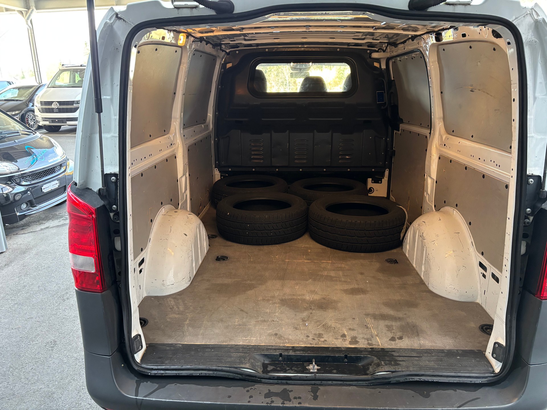 MERCEDES-BENZ Vito 116 CDI Lang 4Matic 7G-Tronic mit Navi-image-7