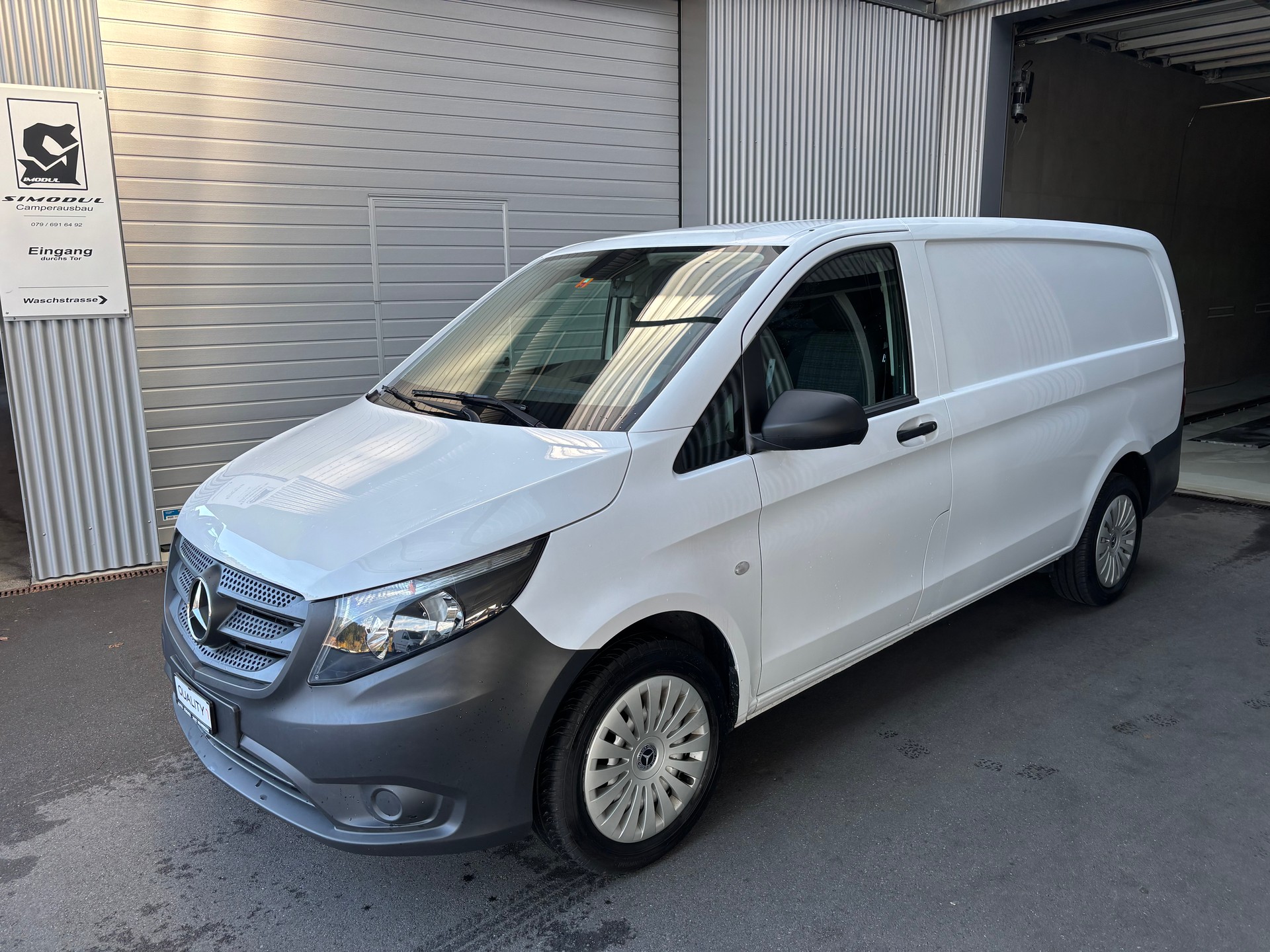 MERCEDES-BENZ Vito 116 CDI Lang 4Matic 7G-Tronic mit Navi-image-0