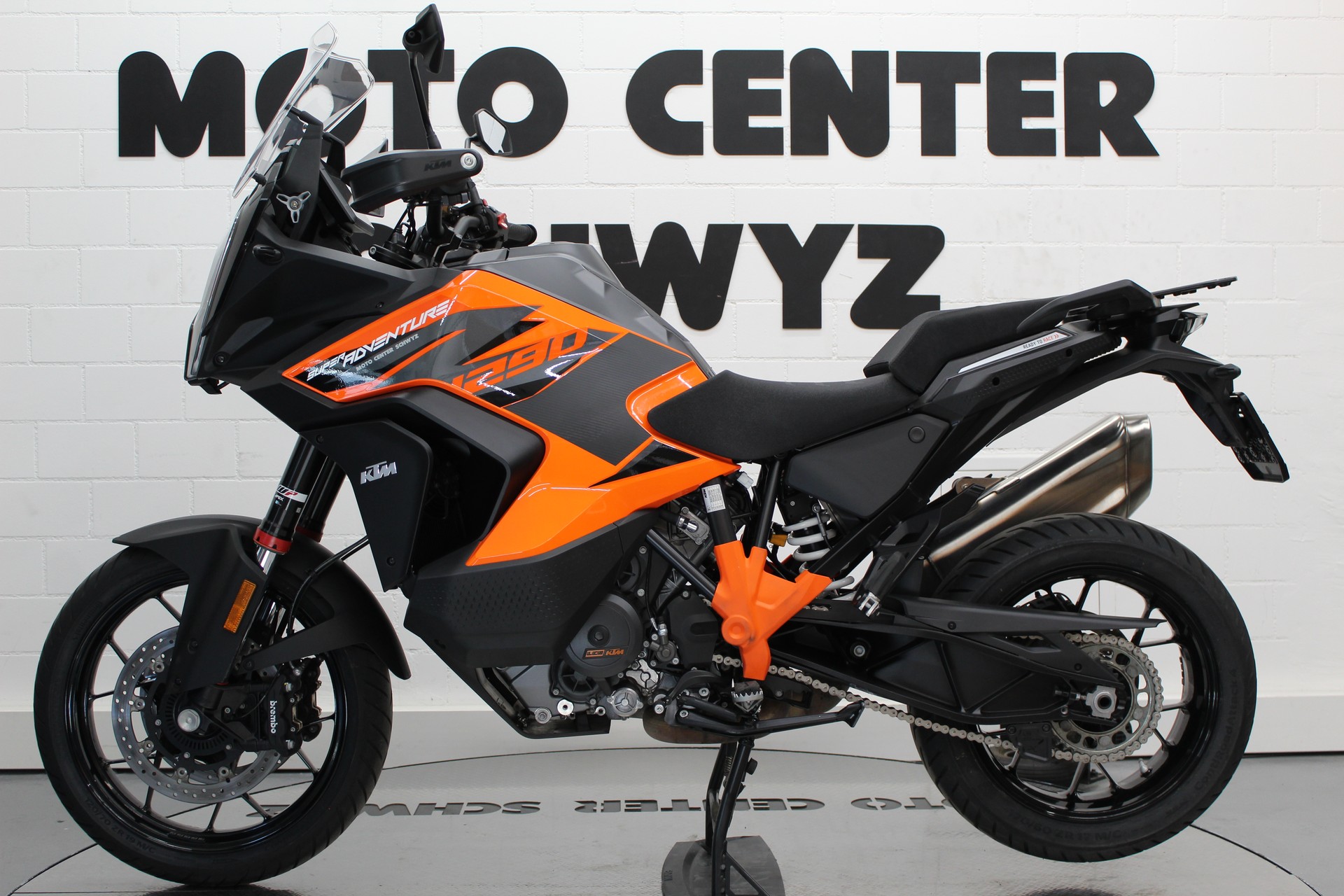 KTM 1290 Super Adventure S-showroom-element-3