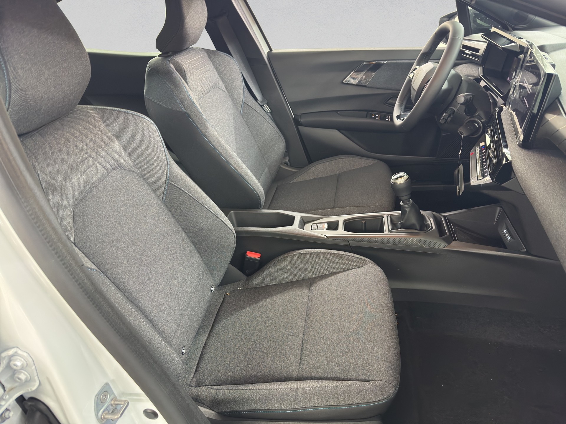 RENAULT Clio 1.2 TCe Evolution-image-10