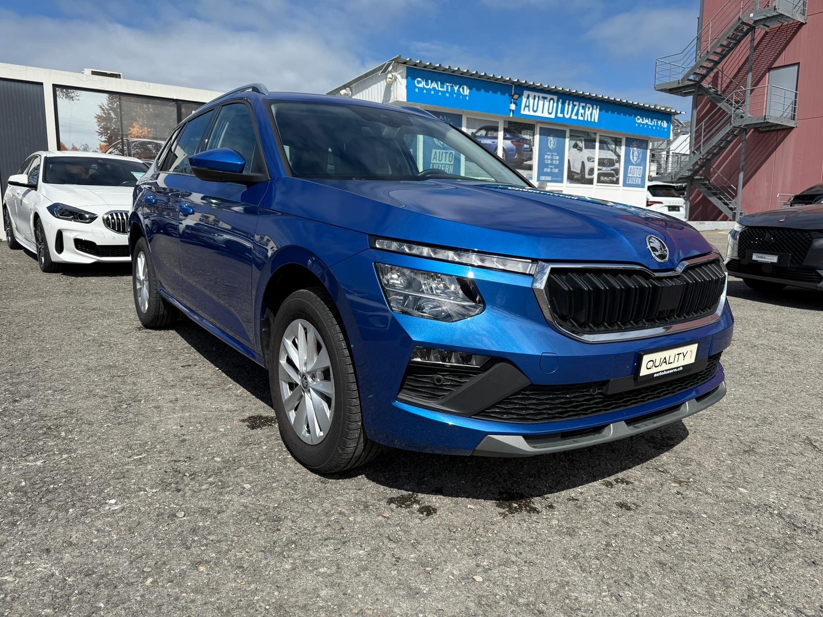 SKODA Kamiq 1.0 TSI Selection DSG 116PS-image-4