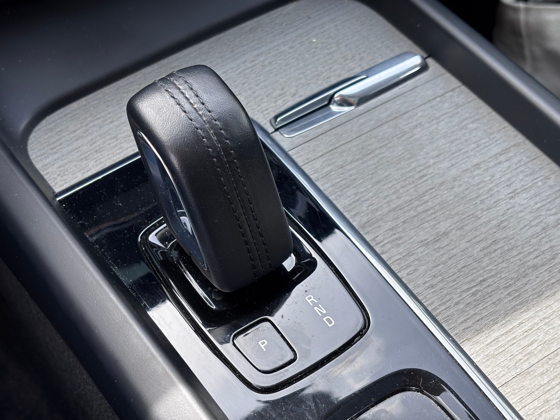 VOLVO V60 Cross Country B5 Benzin Mild Hybrid AWD Geartronic-image-21