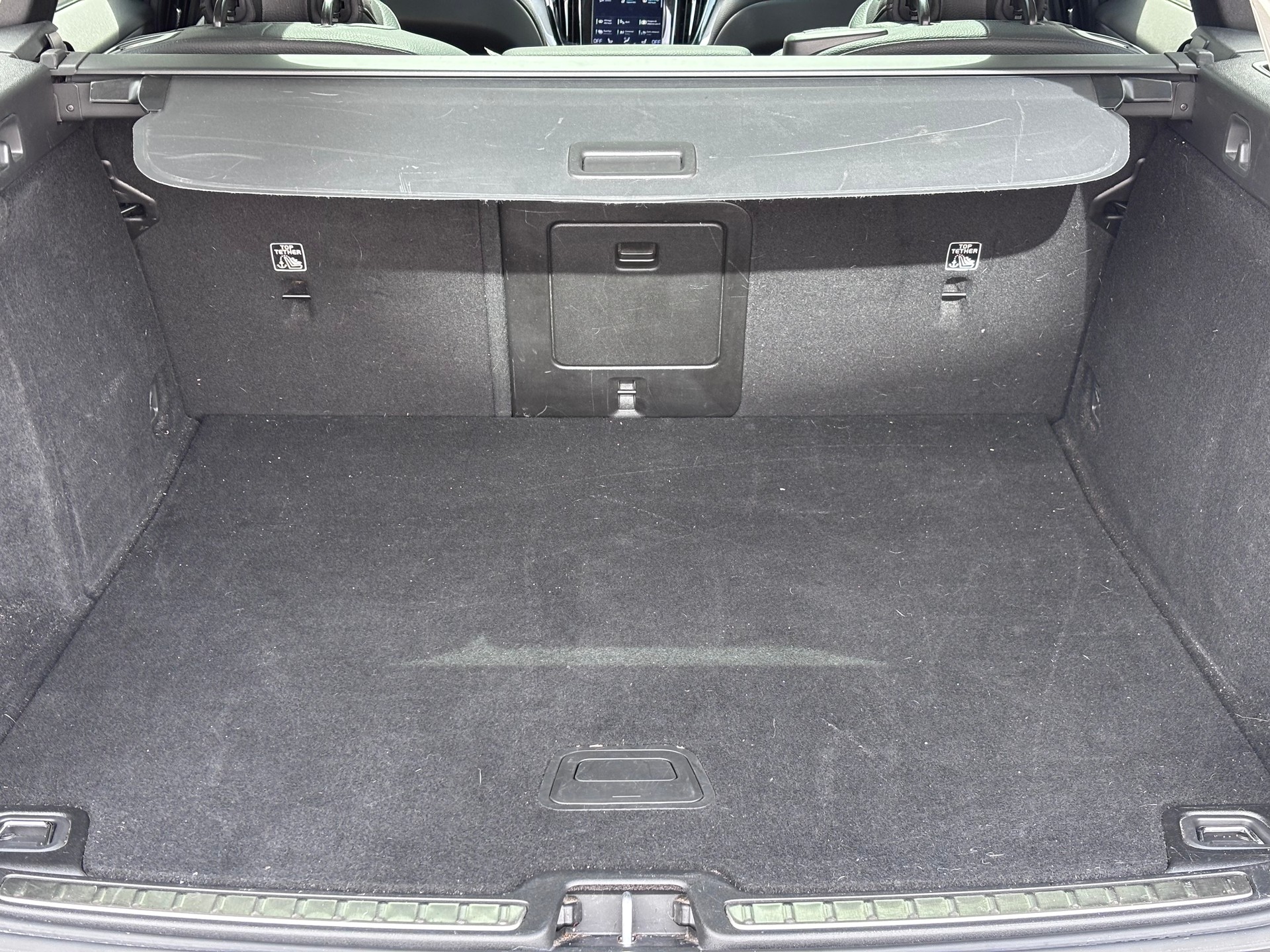 VOLVO V60 Cross Country B5 Benzin Mild Hybrid AWD Geartronic-image-27