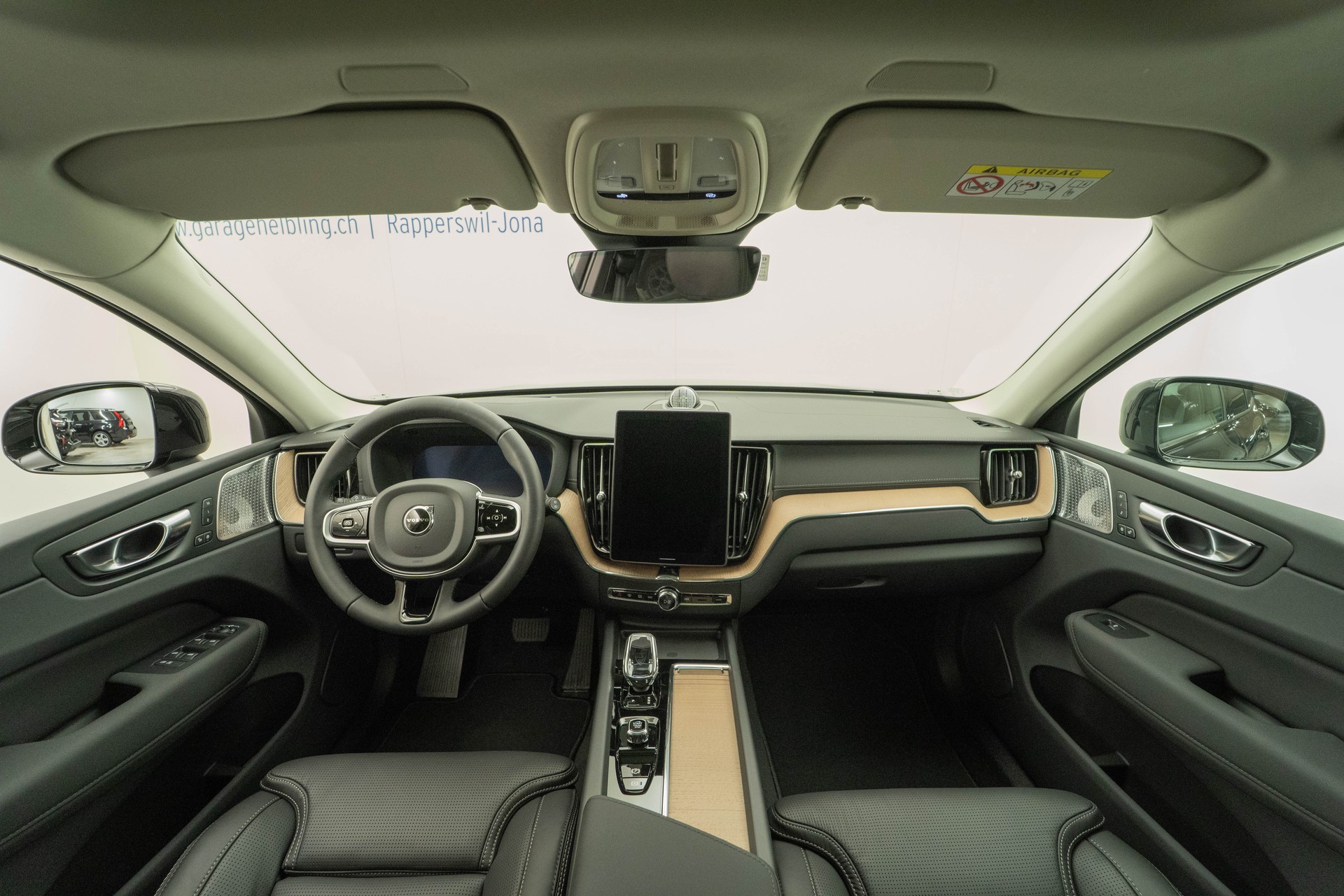 VOLVO XC60 2.0 T8 TE Ultra Dark eAWD-image-6