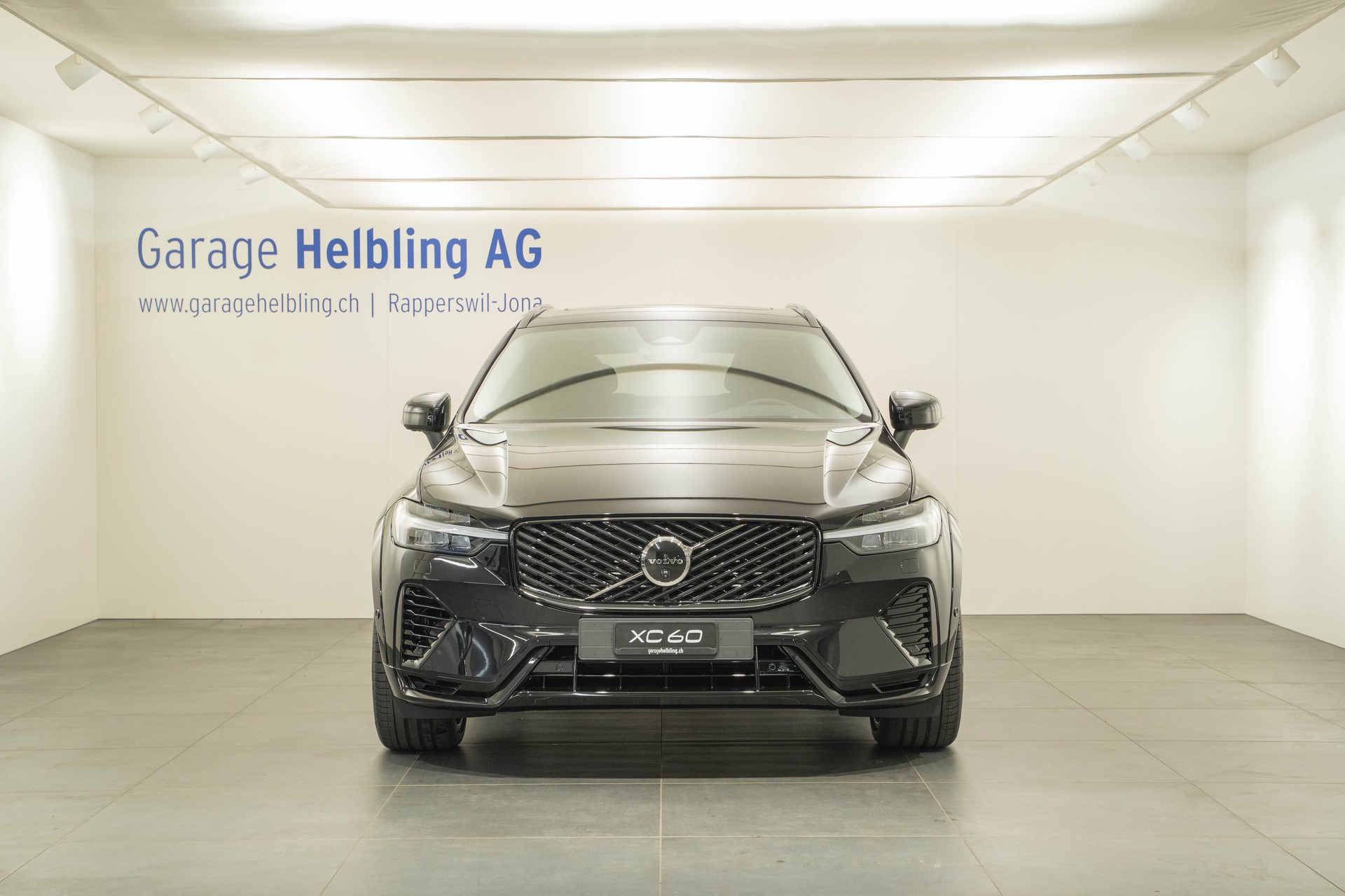VOLVO XC60 2.0 T8 TE Ultra Dark eAWD-image-1