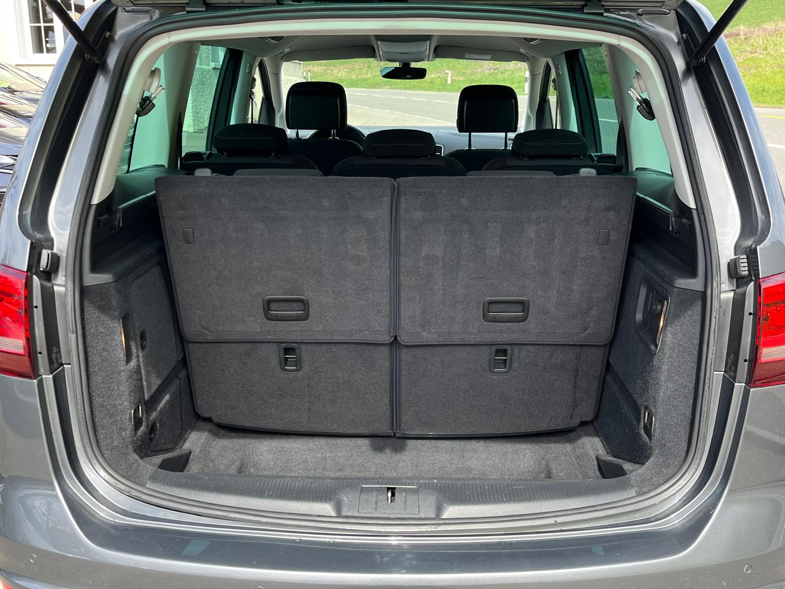 VW Sharan 2.0 TDI BMT Comfortline DSG-image-19