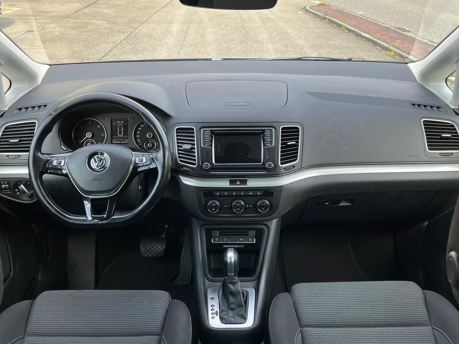 VW Sharan 2.0 TDI BMT Comfortline DSG-image-9
