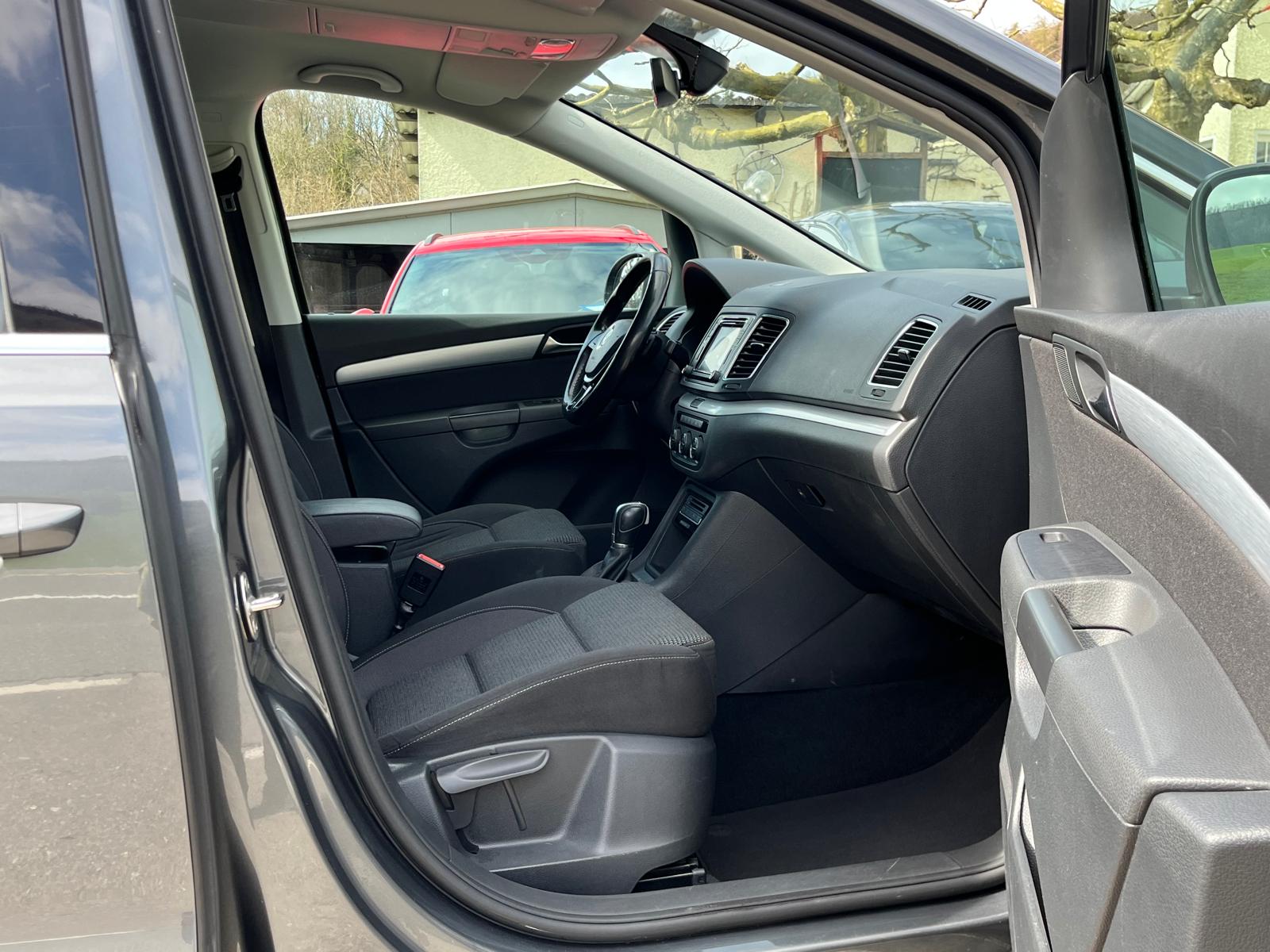 VW Sharan 2.0 TDI BMT Comfortline DSG-image-17
