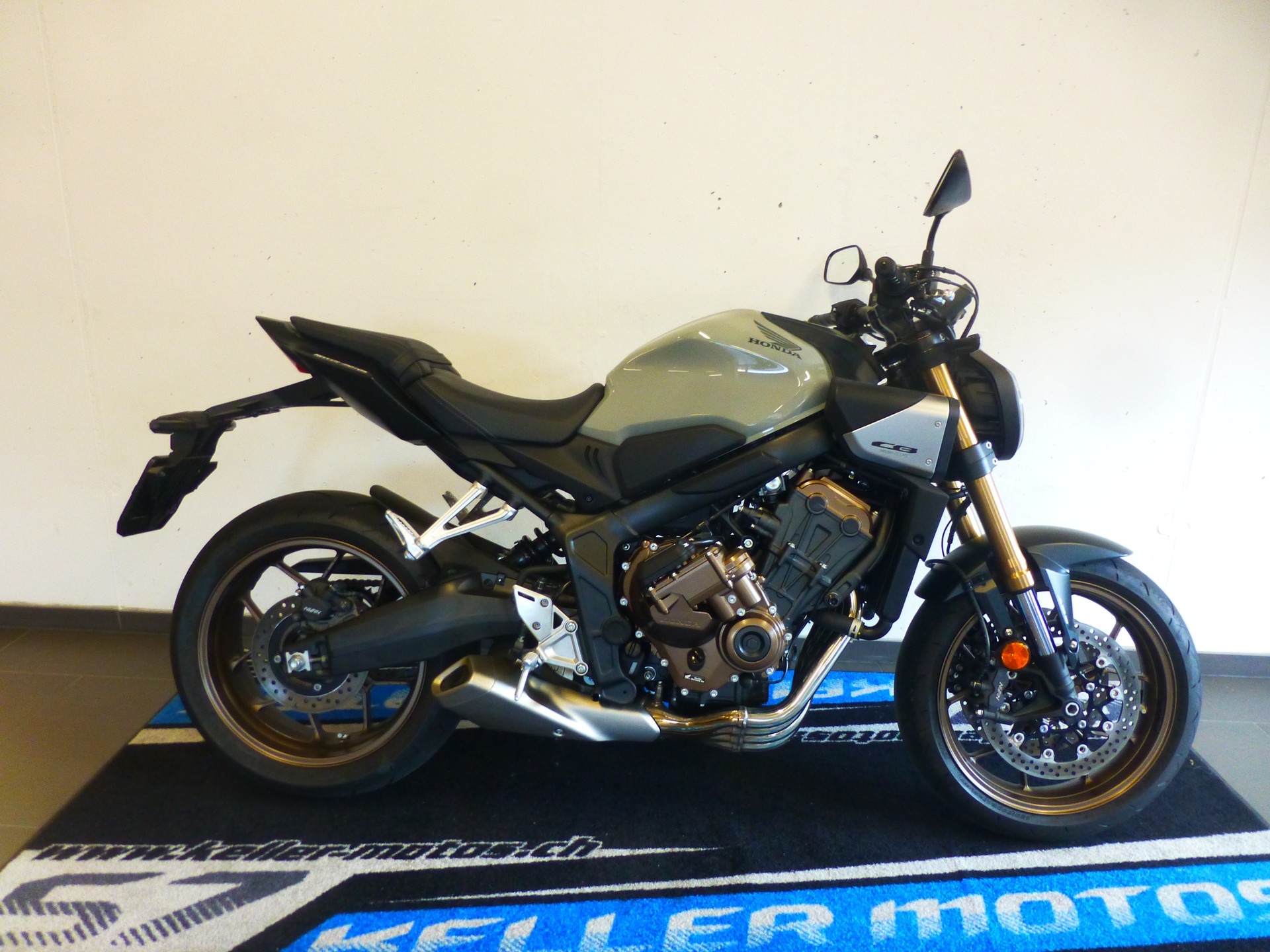 HONDA CB 650 R E-Clutch