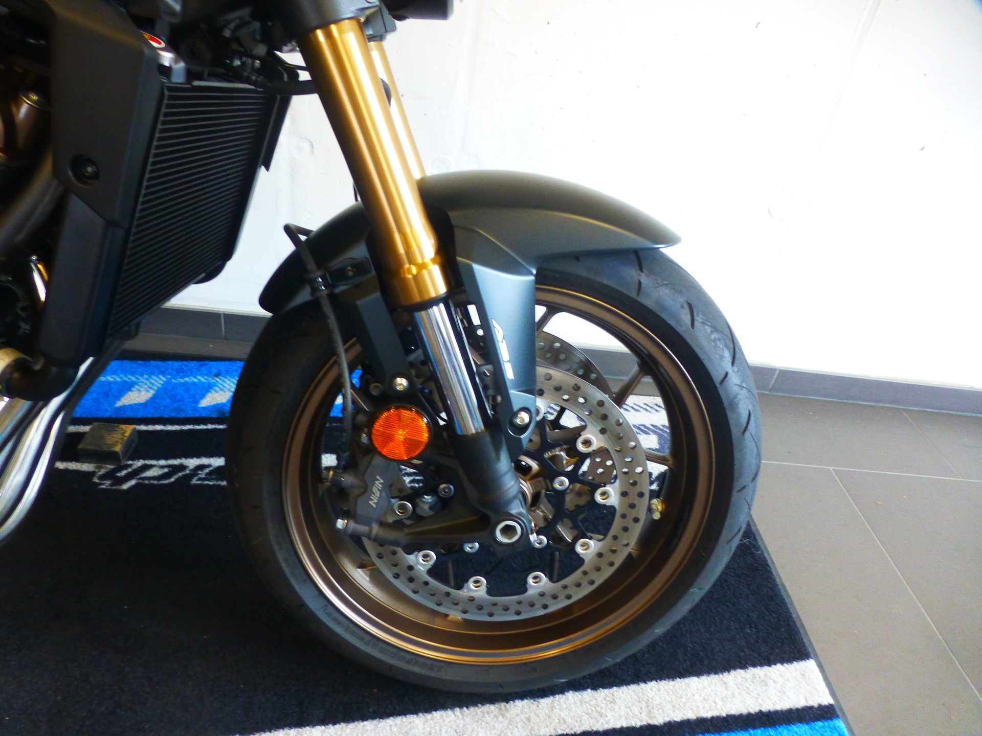 HONDA CB 650 R E-Clutch-image-7
