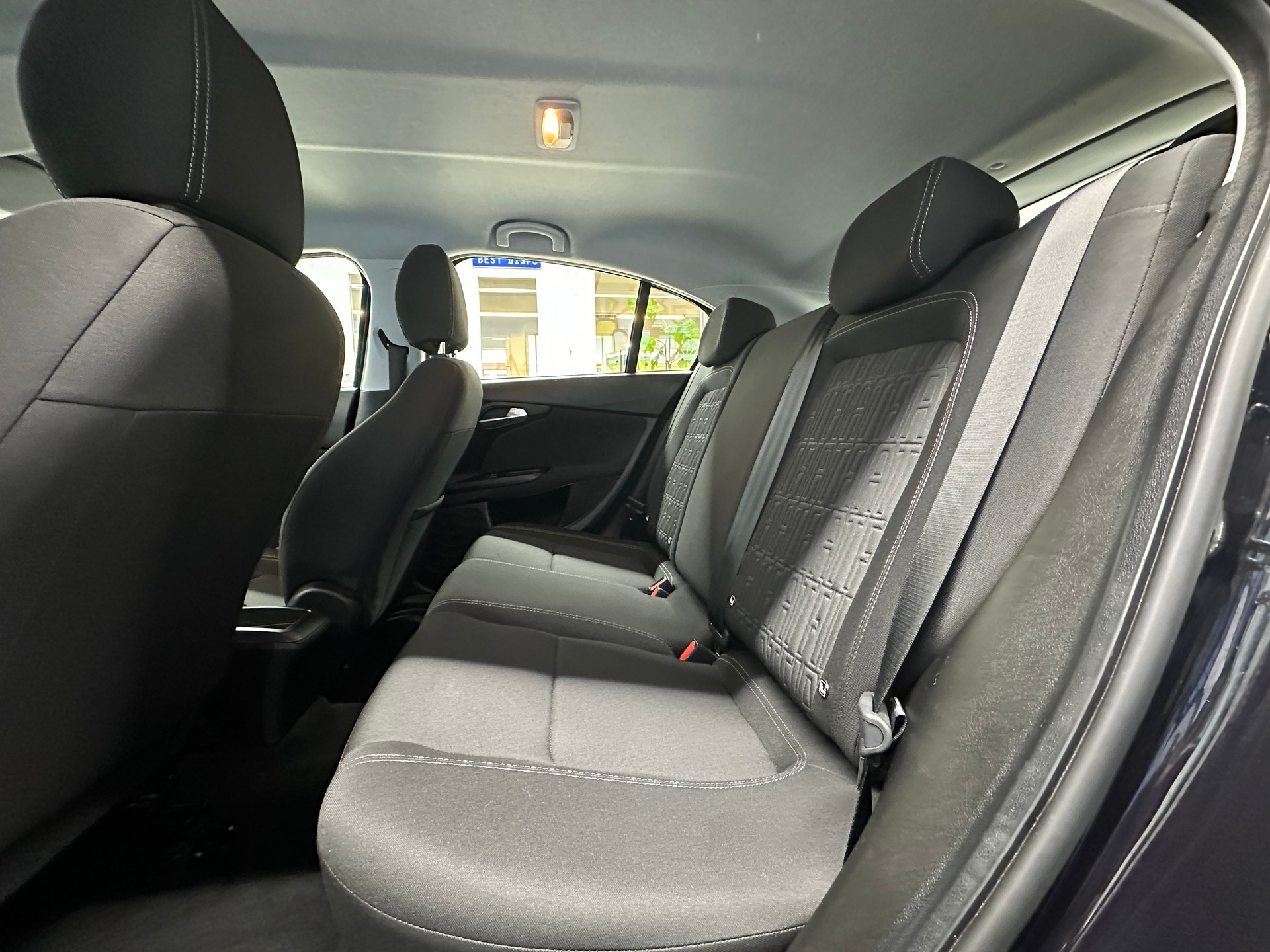 FIAT Tipo 1.5 Hybrid Station Wagon Cult-image-8