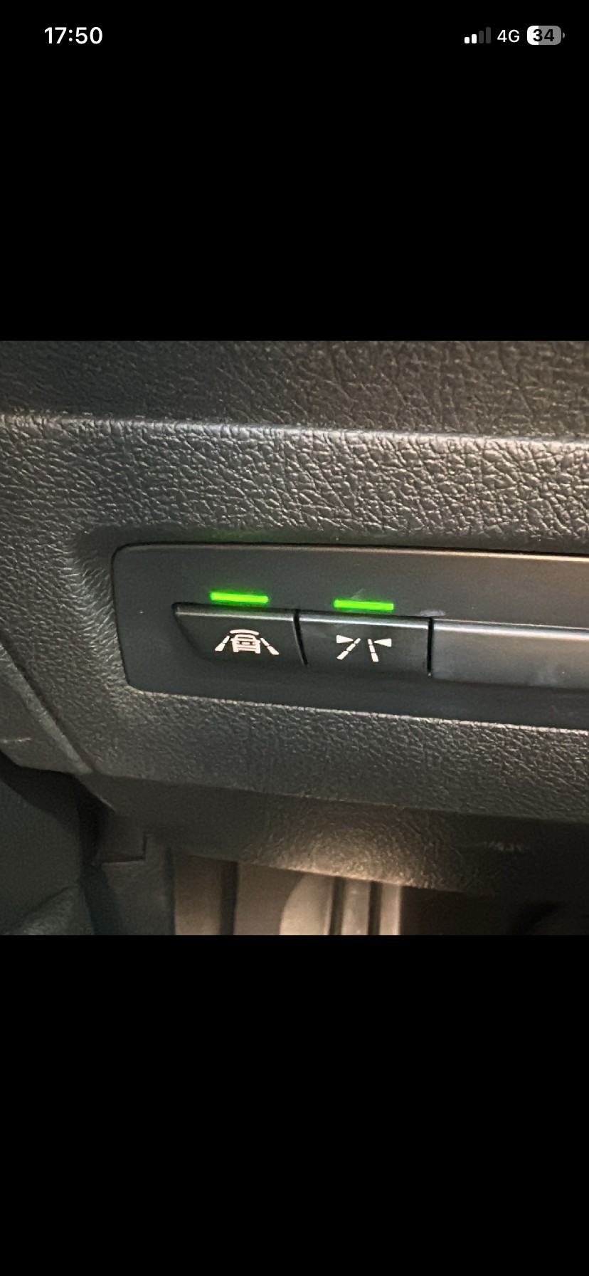 BMW M140i xDrive Steptronic-image-6