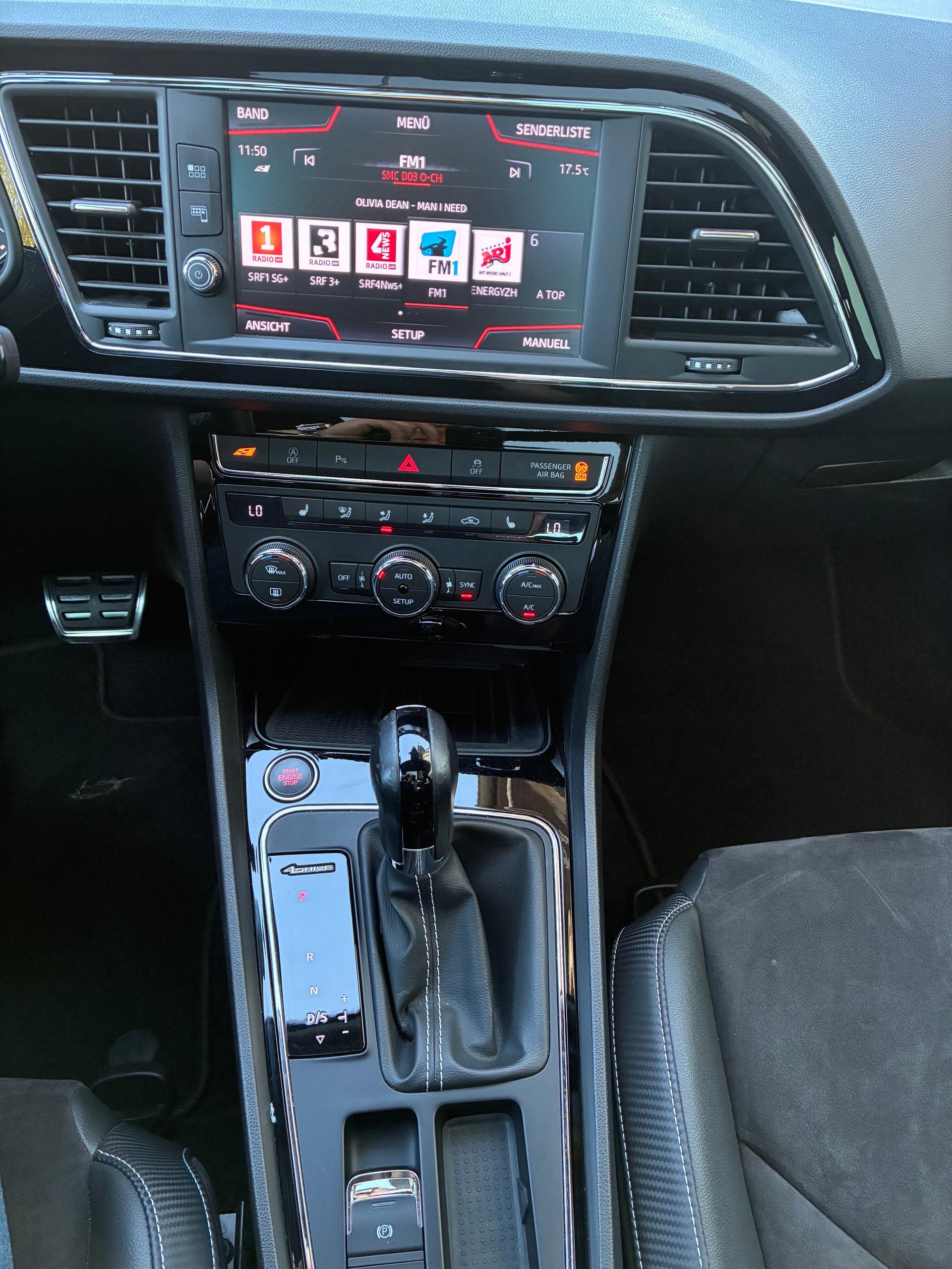 SEAT Leon ST 2.0 TSI Cupra 300 4 Drive DSG-image-9