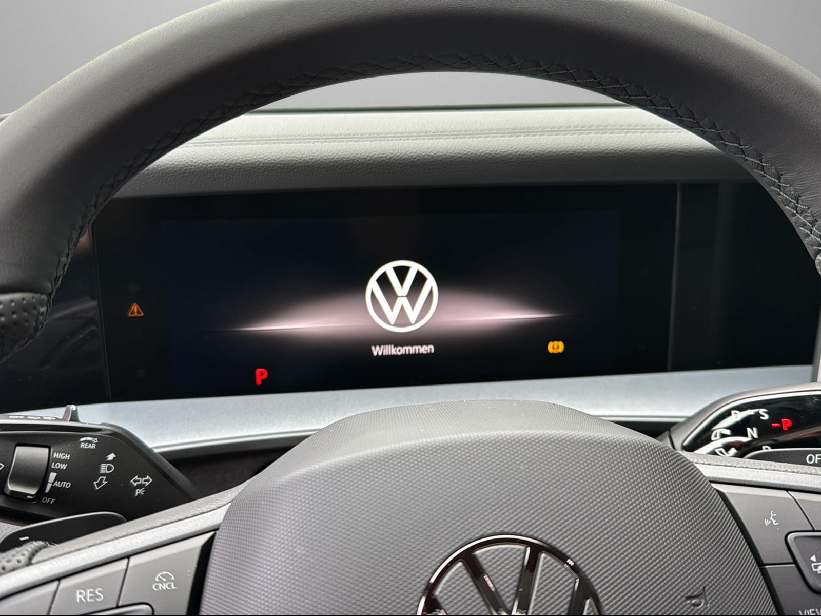 VW Tayron 1.5 TSI evo2 eHybrid R-Line DSG-image-8