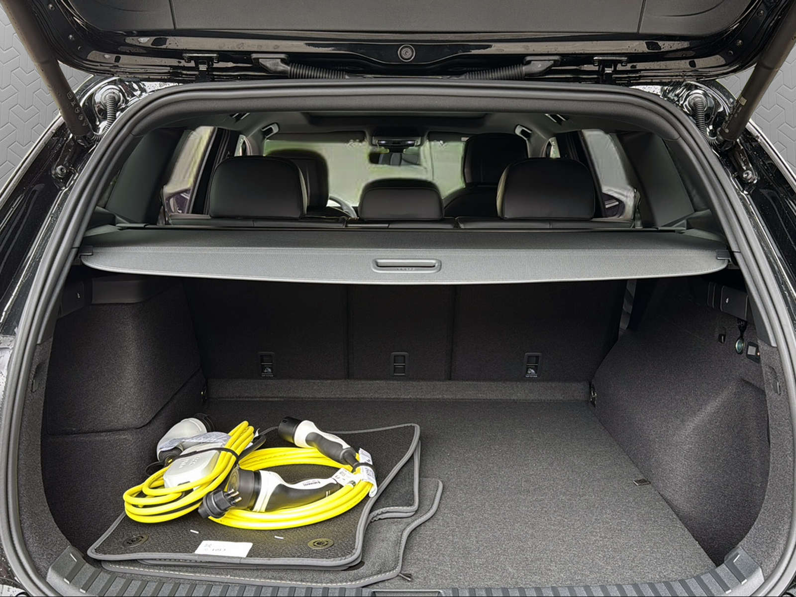 VW Tayron 1.5 TSI evo2 eHybrid R-Line DSG-image-13