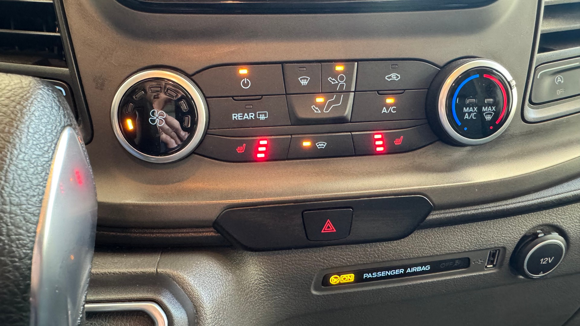 FORD Transit Custom Van 300 L1H1 Trend A-image-7