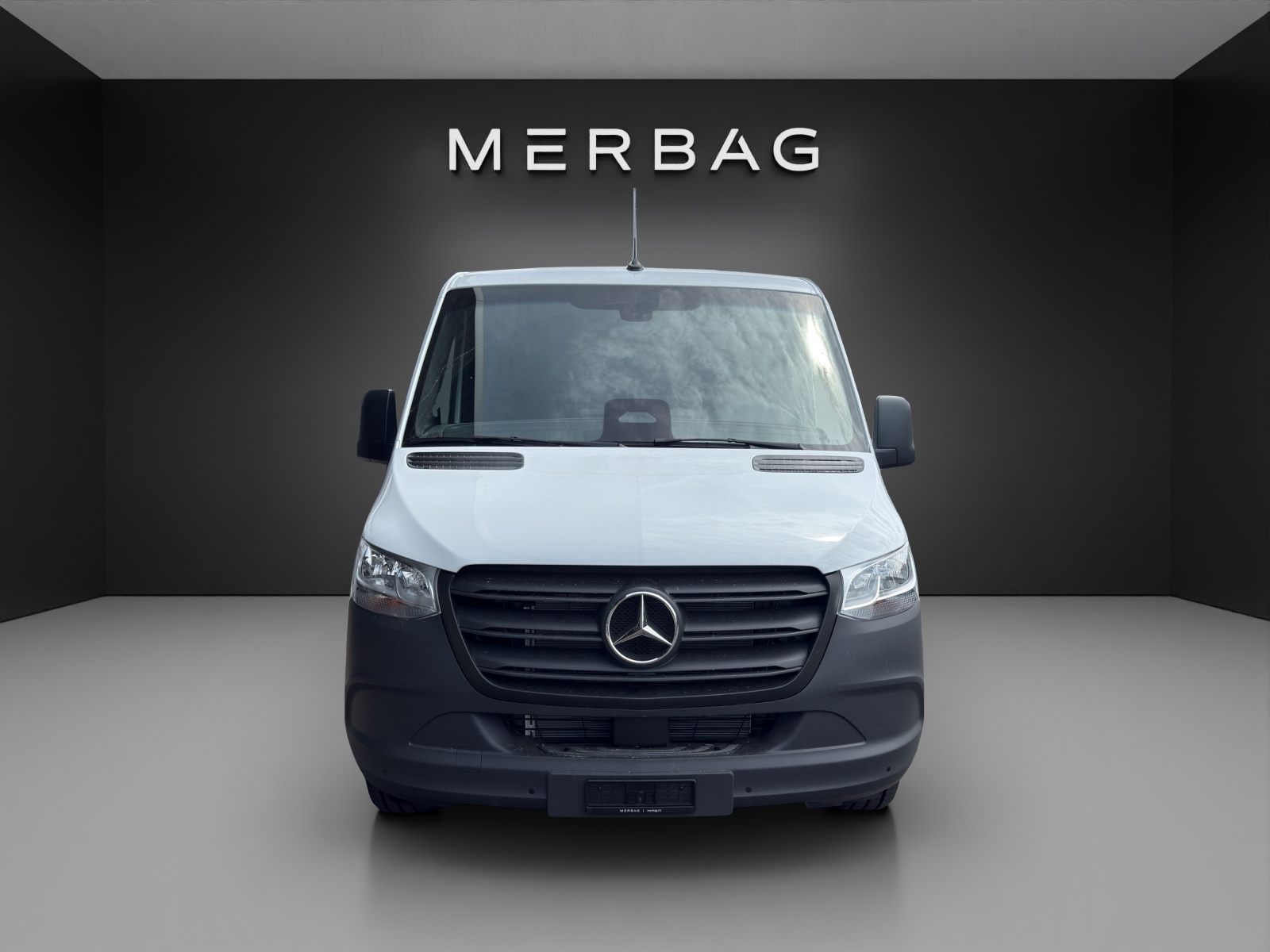 MERCEDES-BENZ Sprinter 317 CDI Standard 9G-TRONIC-image-1