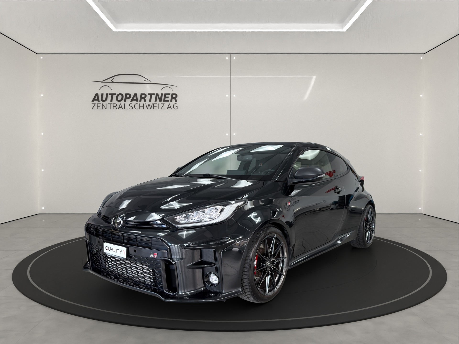 TOYOTA Yaris 1.6 GR Sport Circuit Carbon Pack-image-1