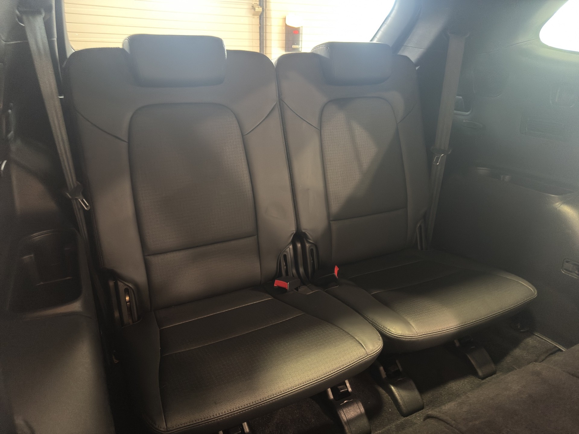 HYUNDAI Grand Santa Fe 2.2 CRDI Premium 4WD-image-18