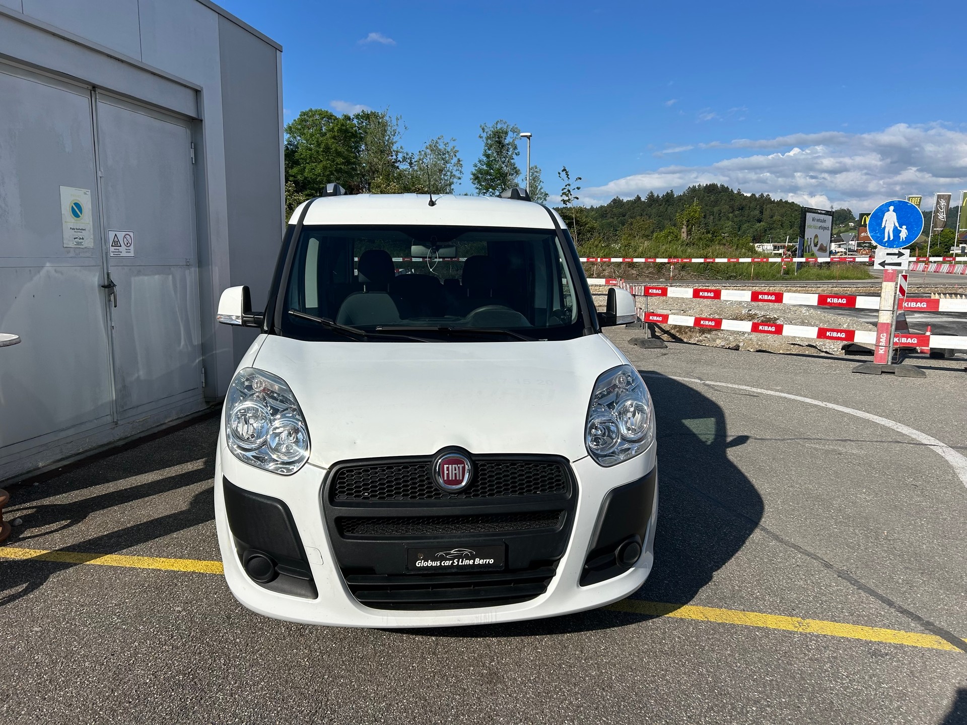 FIAT Doblò 1.4 T-jet Emotion-image-0