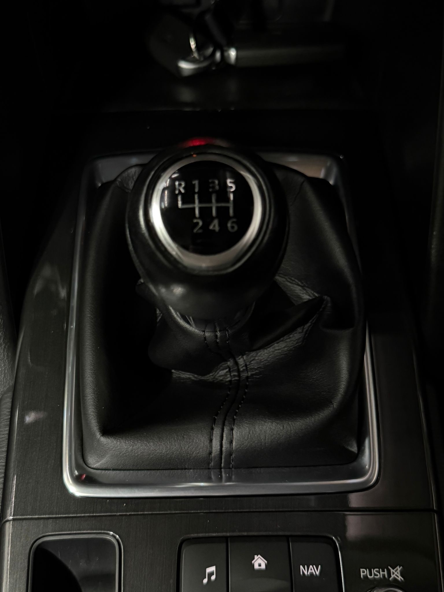 MAZDA CX-5 2.2 D Ambition AWD / Anhängerkupplung 2'000 KG / Aus Erster Hand-image-15