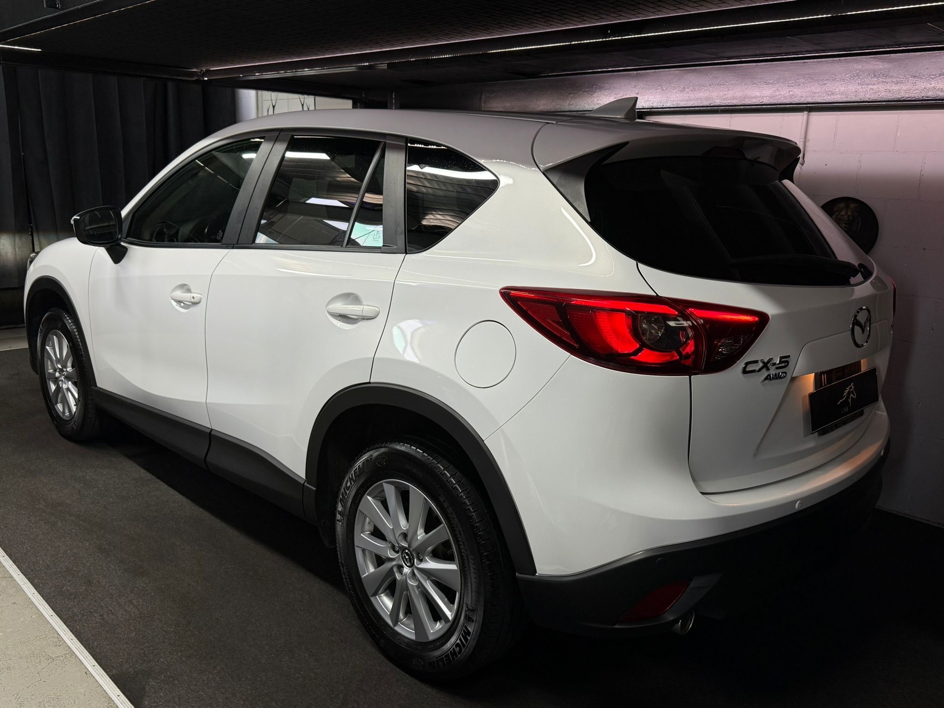 MAZDA CX-5 2.2 D Ambition AWD / Anhängerkupplung 2'000 KG / Aus Erster Hand-image-3
