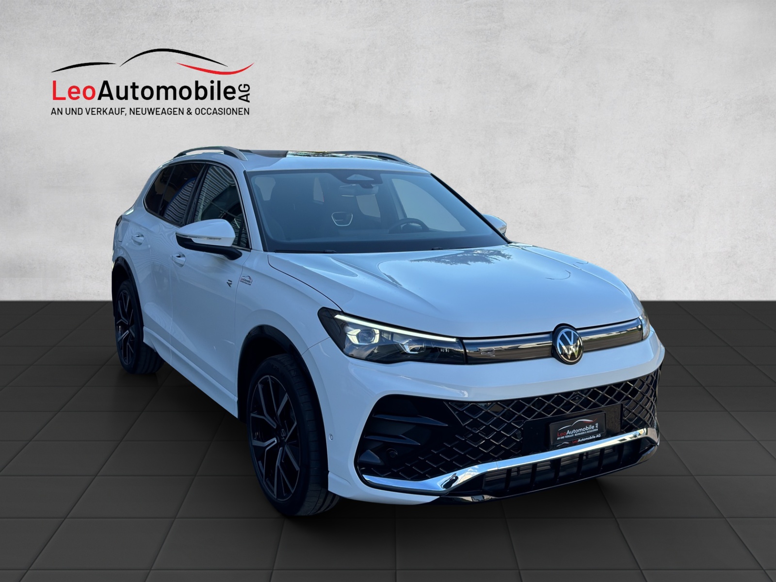 VW Tiguan 2.0 TSI DSG R-Line 4Motion-image-6