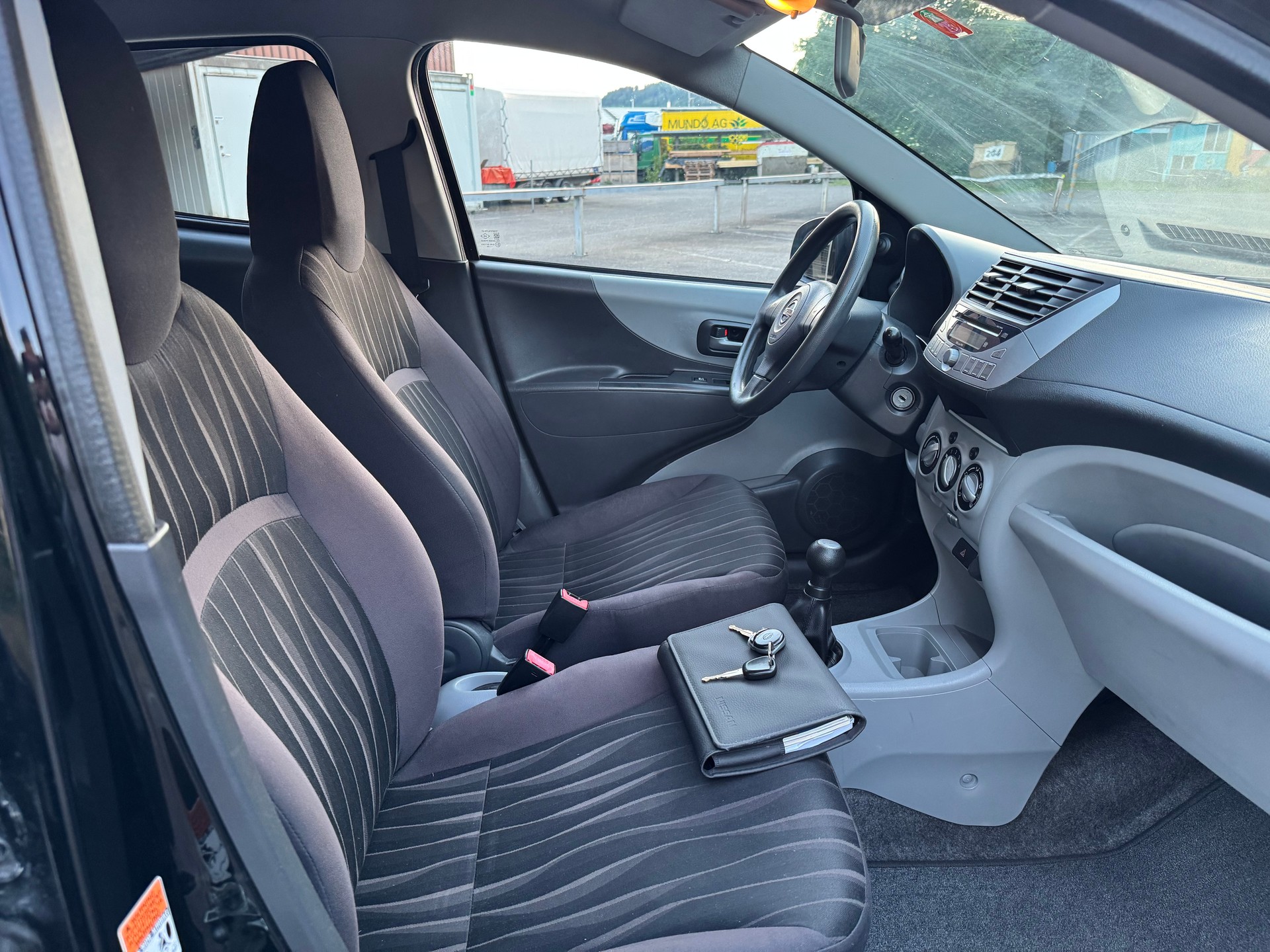 NISSAN Pixo 1.0 acenta Automatic-image-9