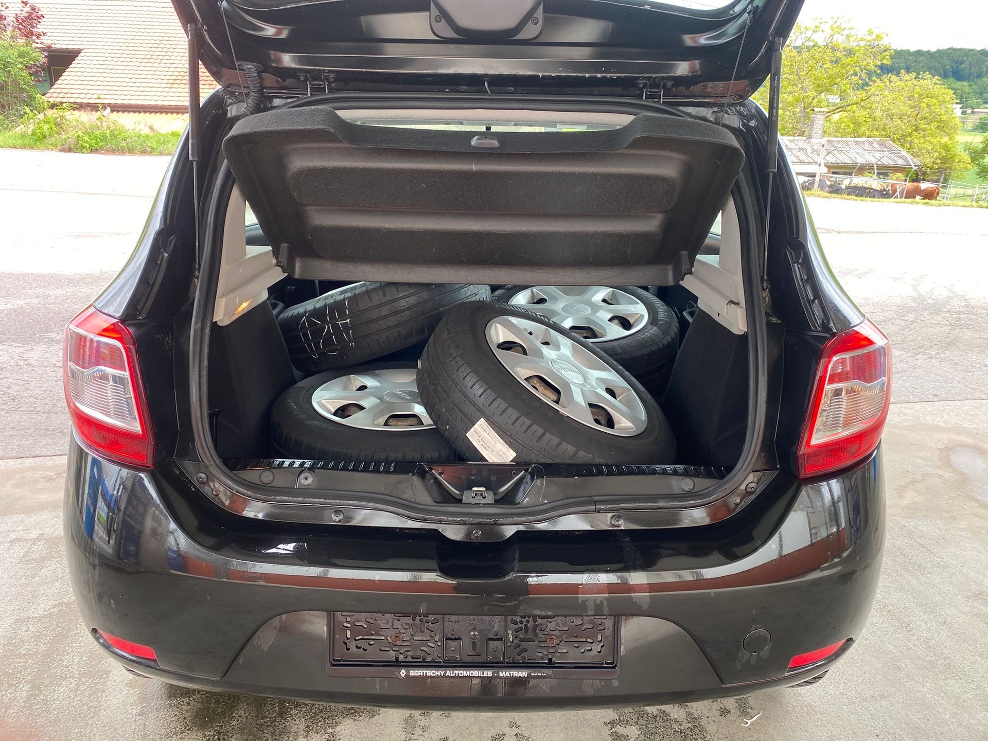DACIA Sandero 1.2 Ambiance-image-10