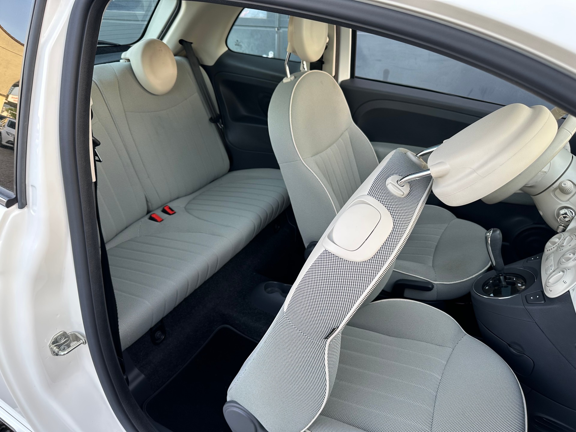 FIAT 500 1.2 Lounge Dualogic-image-16