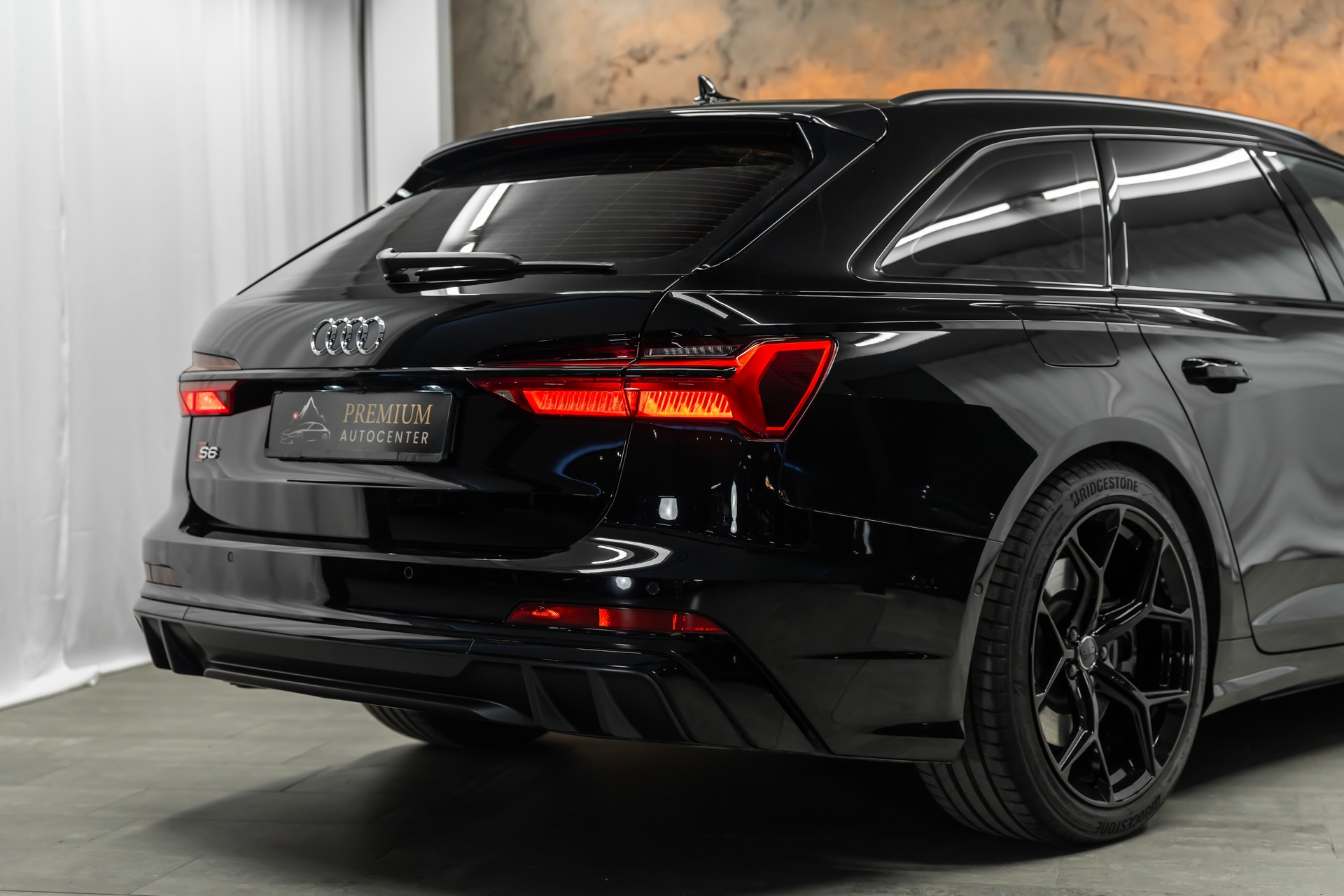 AUDI S6 Avant 3.0 TDI quattro tiptronic *Facelift**Black-Optik*Fahrassists*B&O*20"RS*-image-6