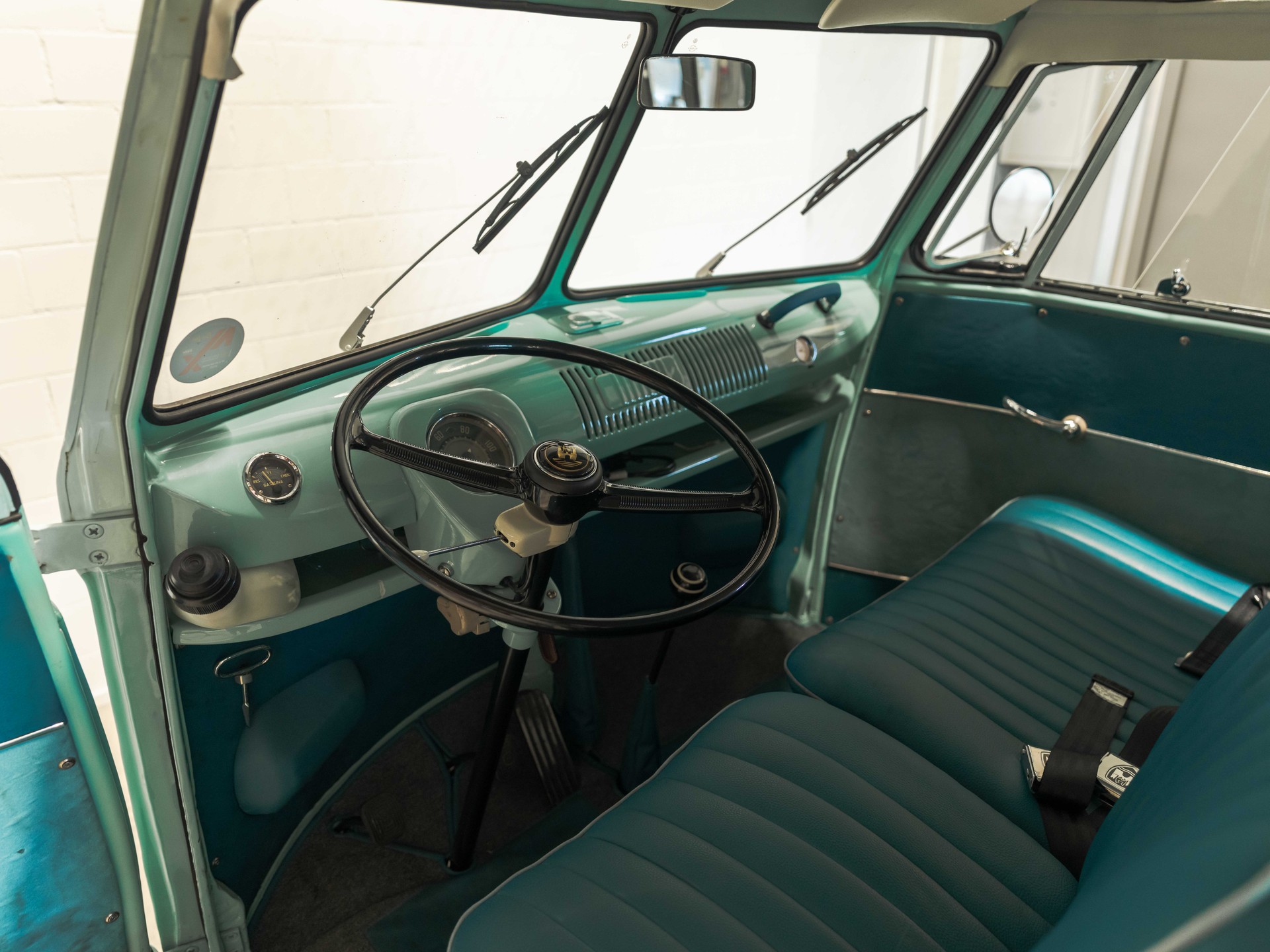 VW T1-image-9