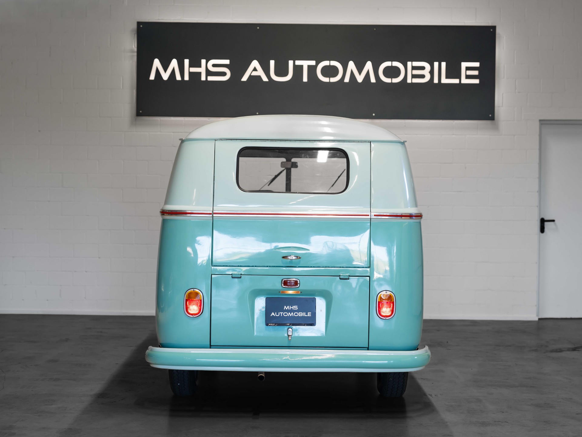 VW T1-showroom-element-3