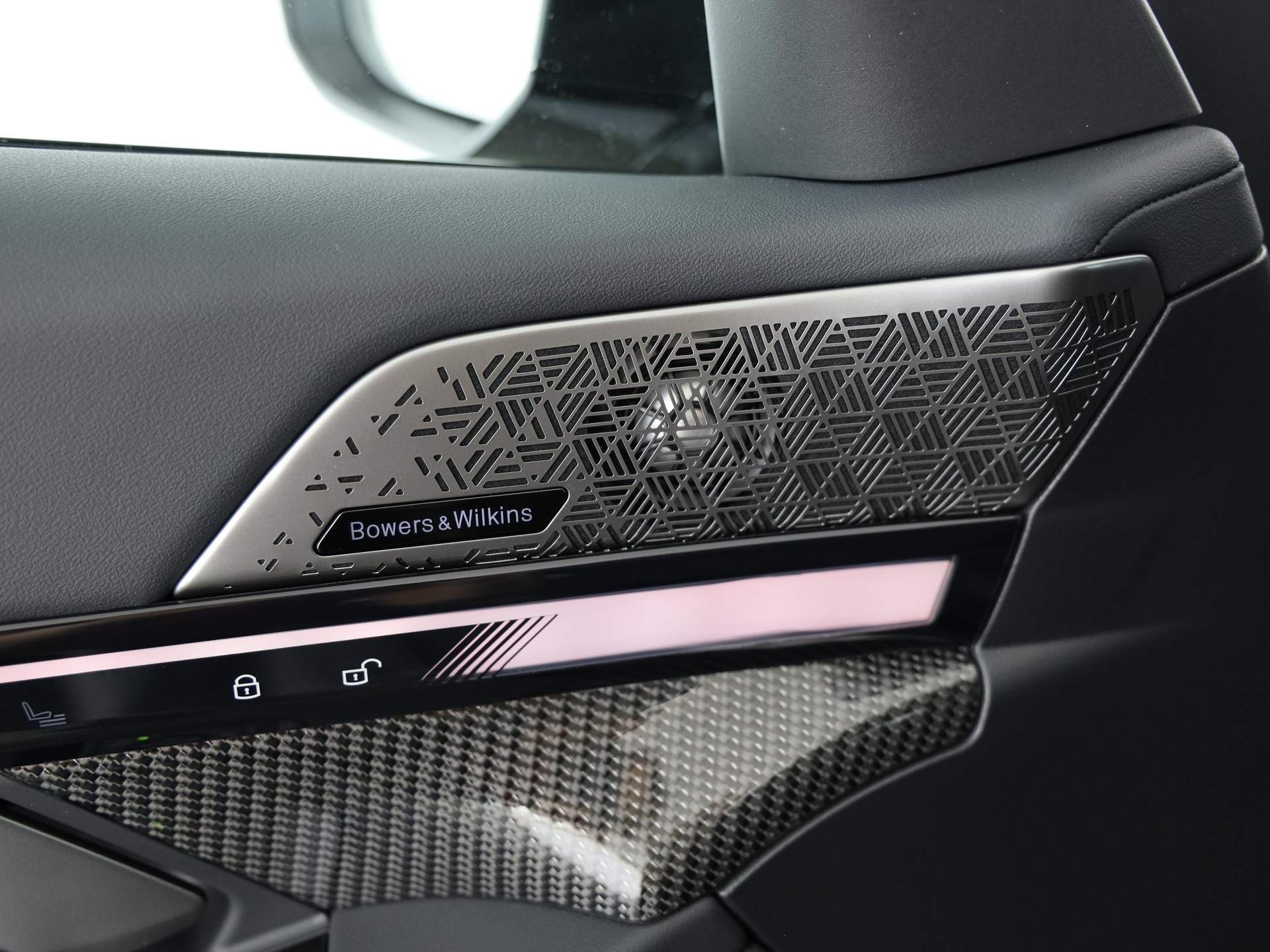 BMW 540d xDrive Touring-image-11