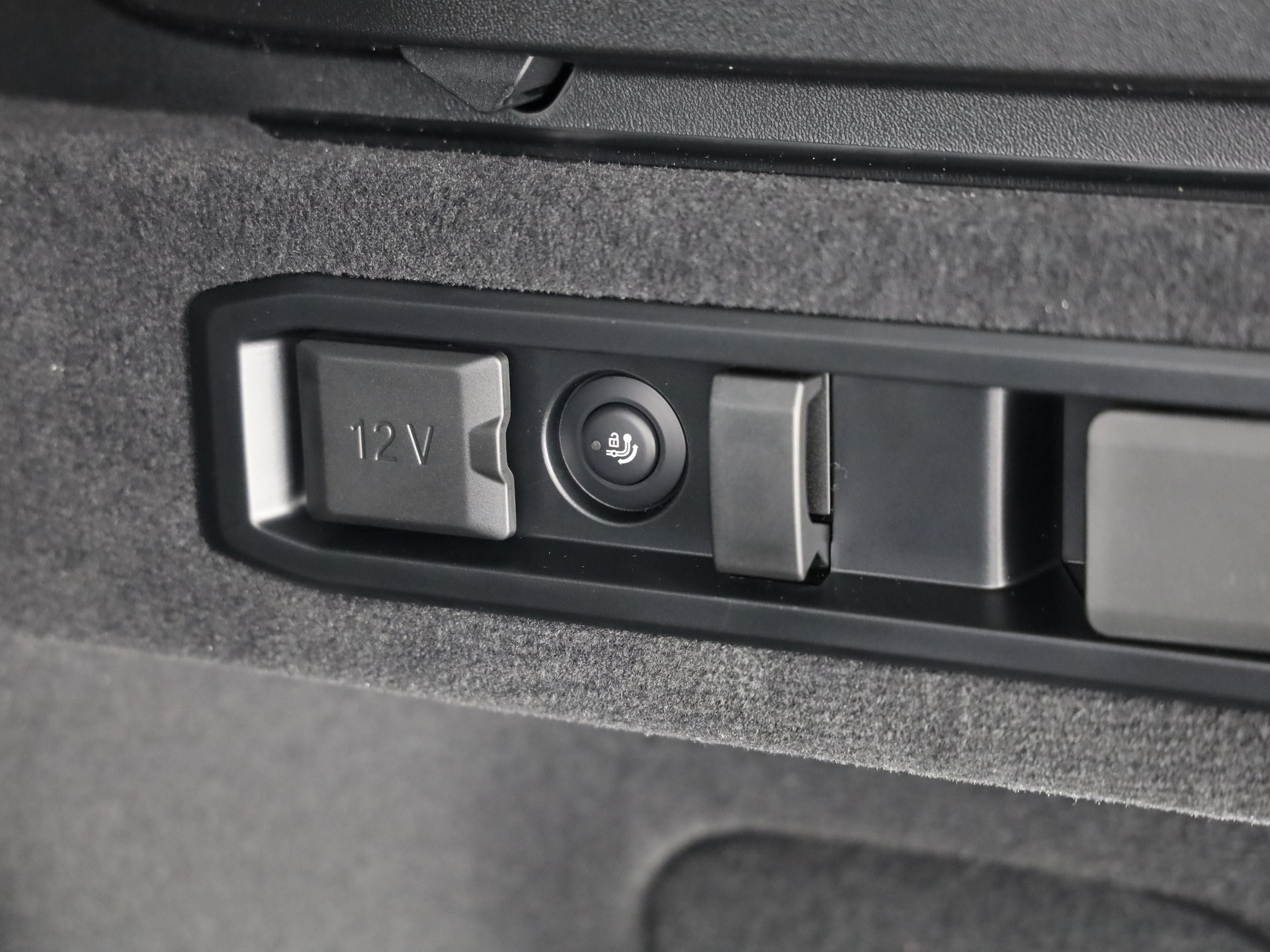 BMW 540d xDrive Touring-image-8