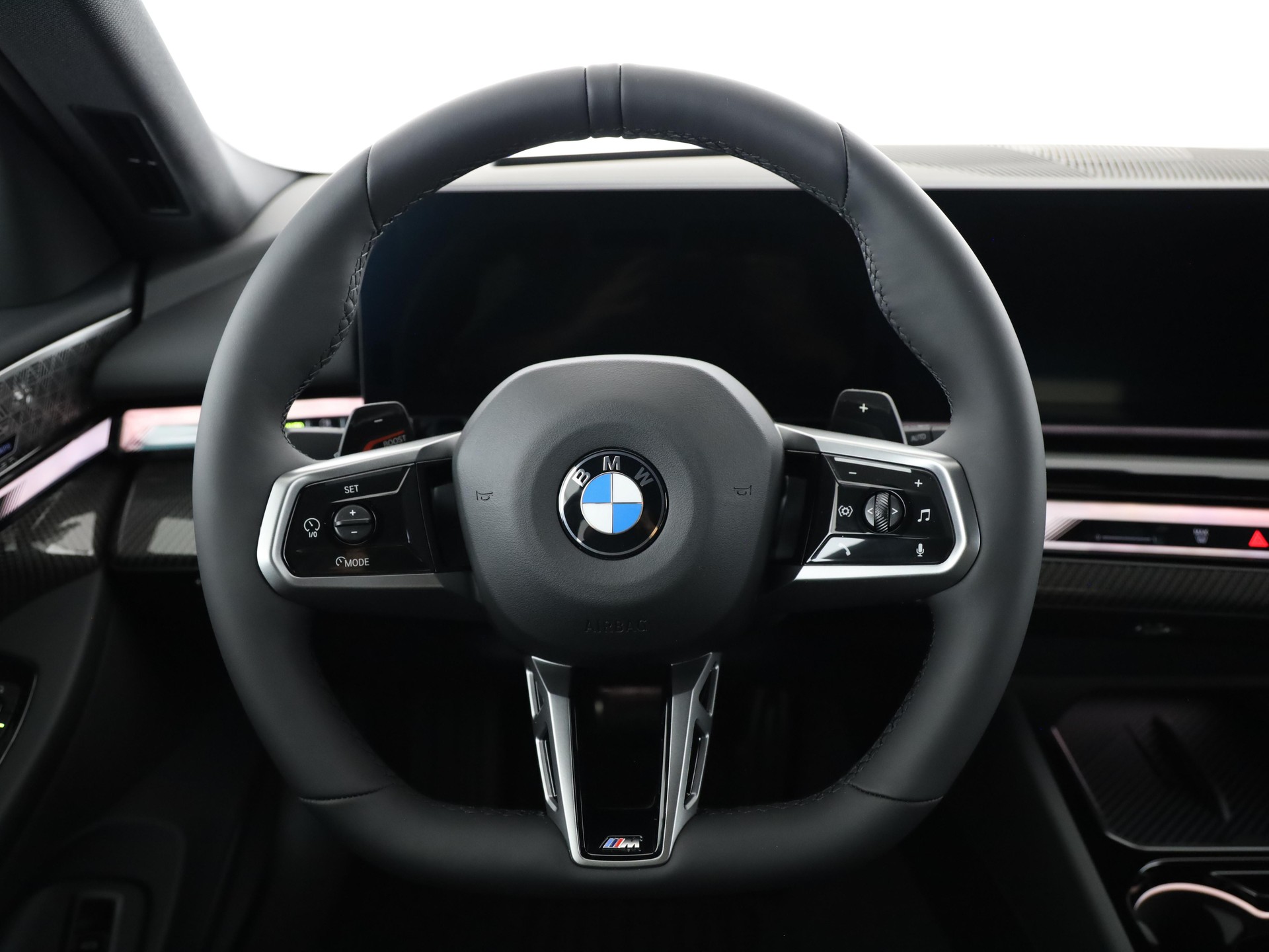 BMW 540d xDrive Touring-image-18