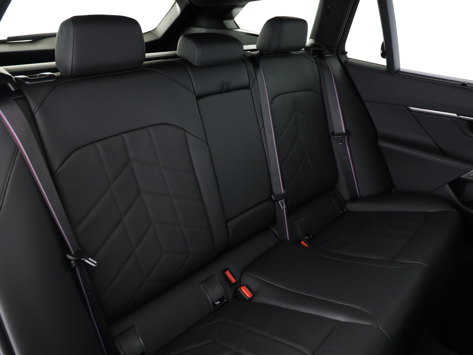 BMW 540d xDrive Touring-image-16