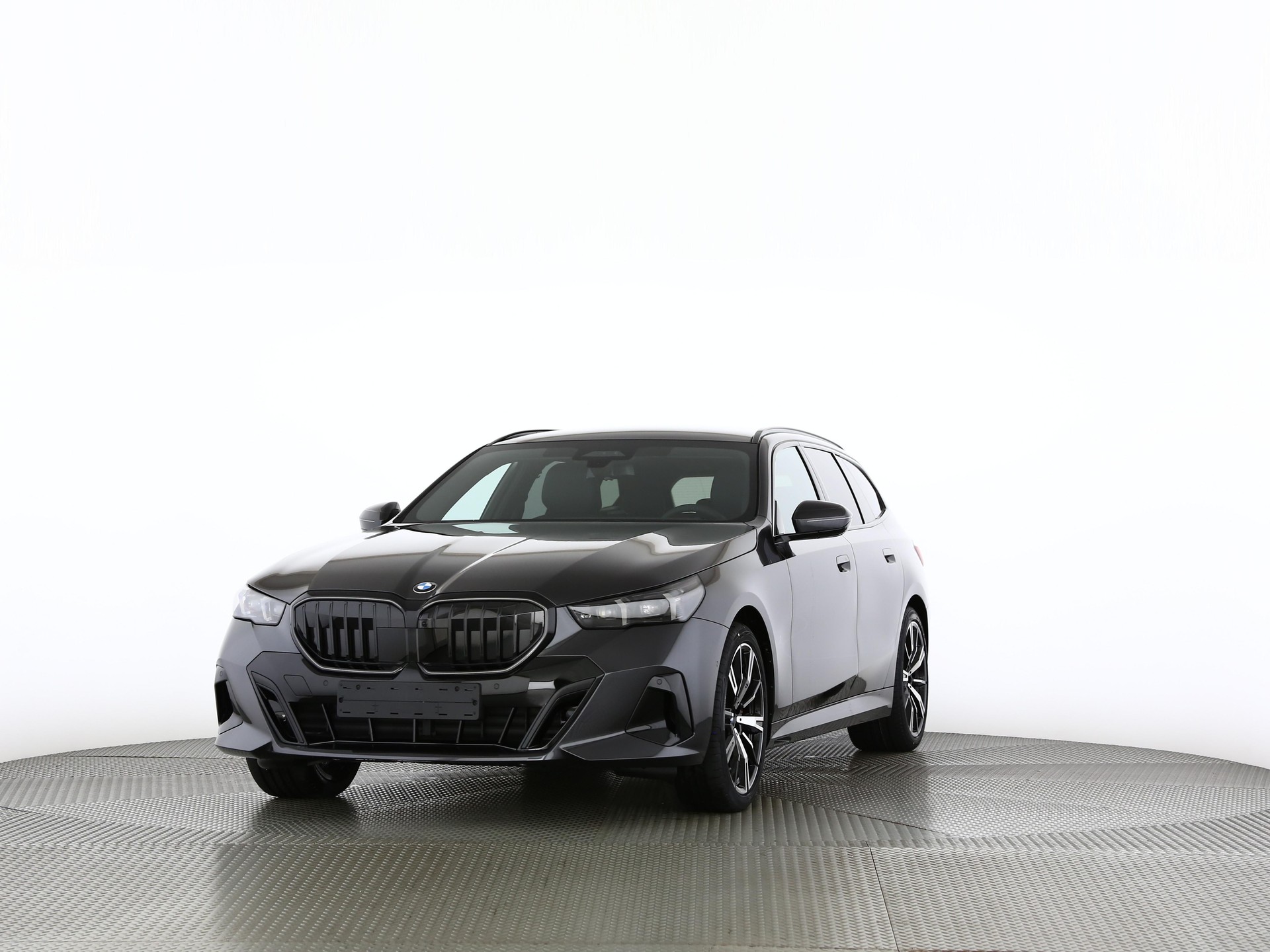 BMW 540d xDrive Touring-image-0