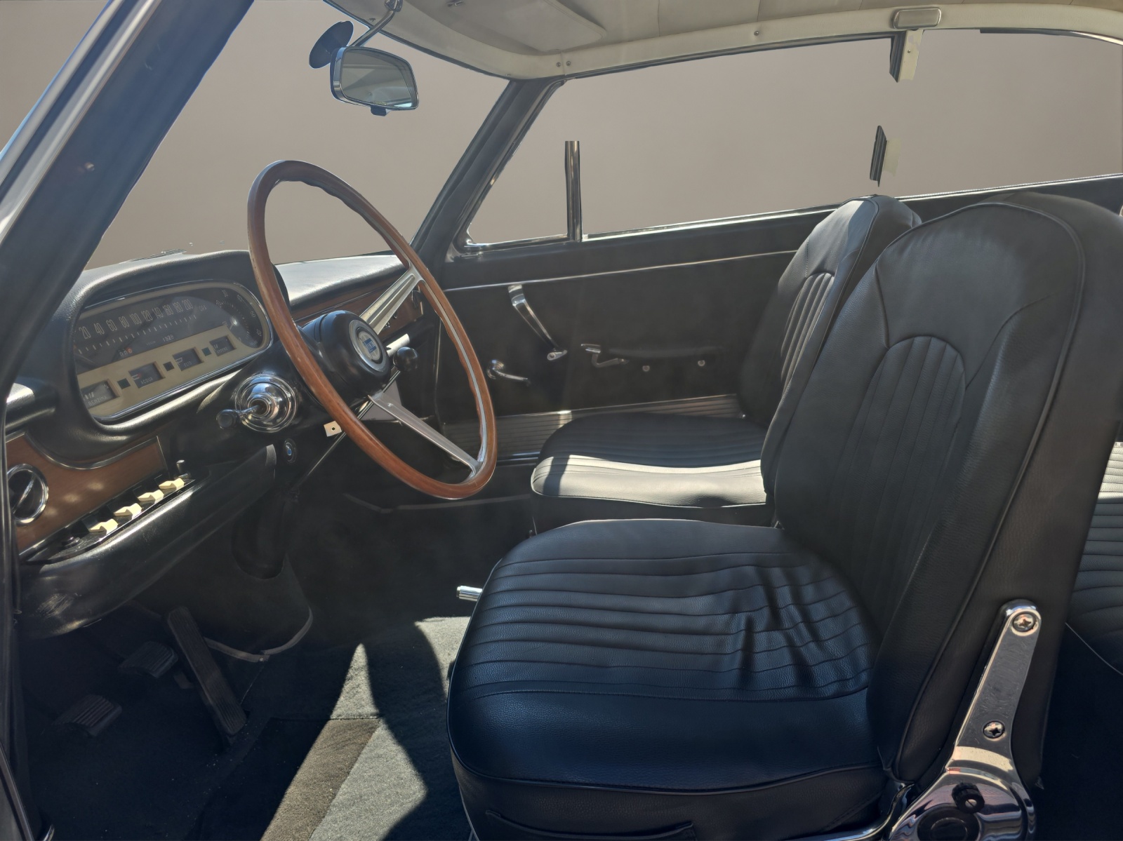 LANCIA 1.8 Coupe Pininfarina-image-8