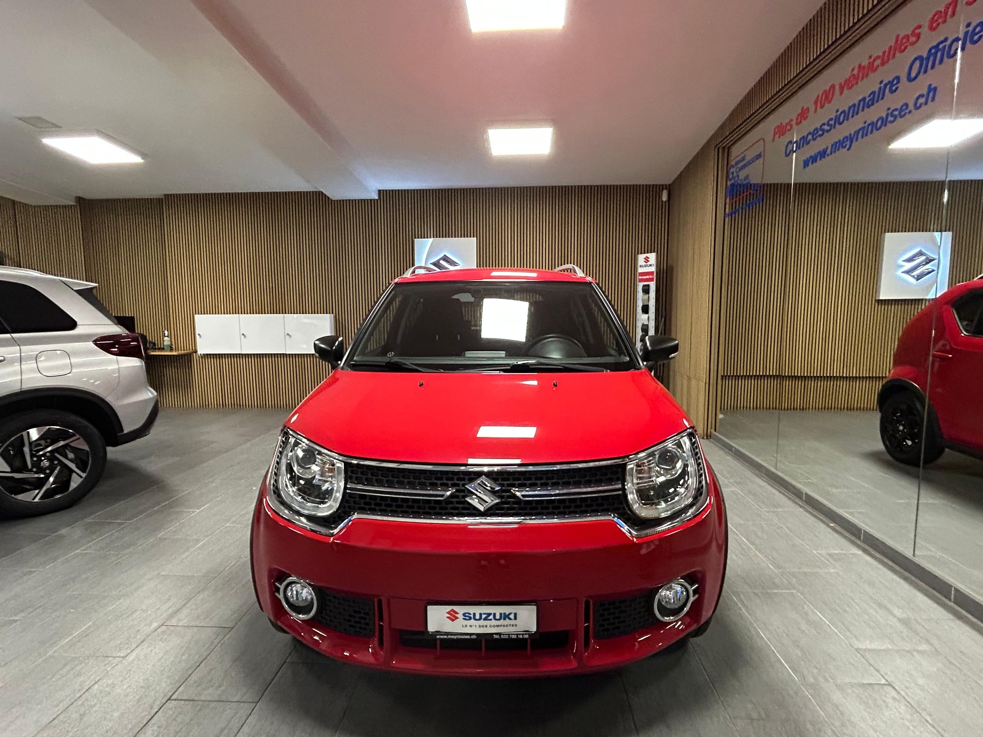 SUZUKI Ignis 1.2 Compact Top-showroom-element-2