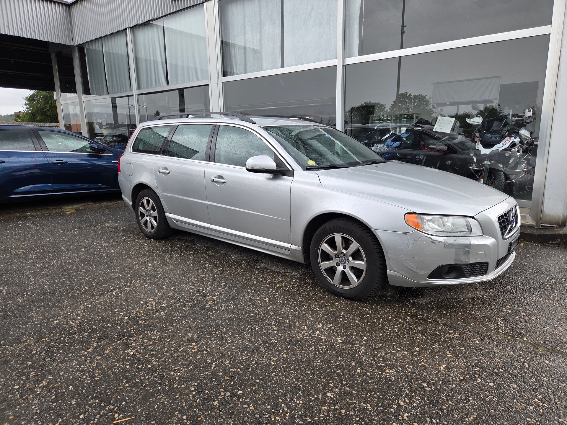 VOLVO V70 D3 Momentum Geartronic