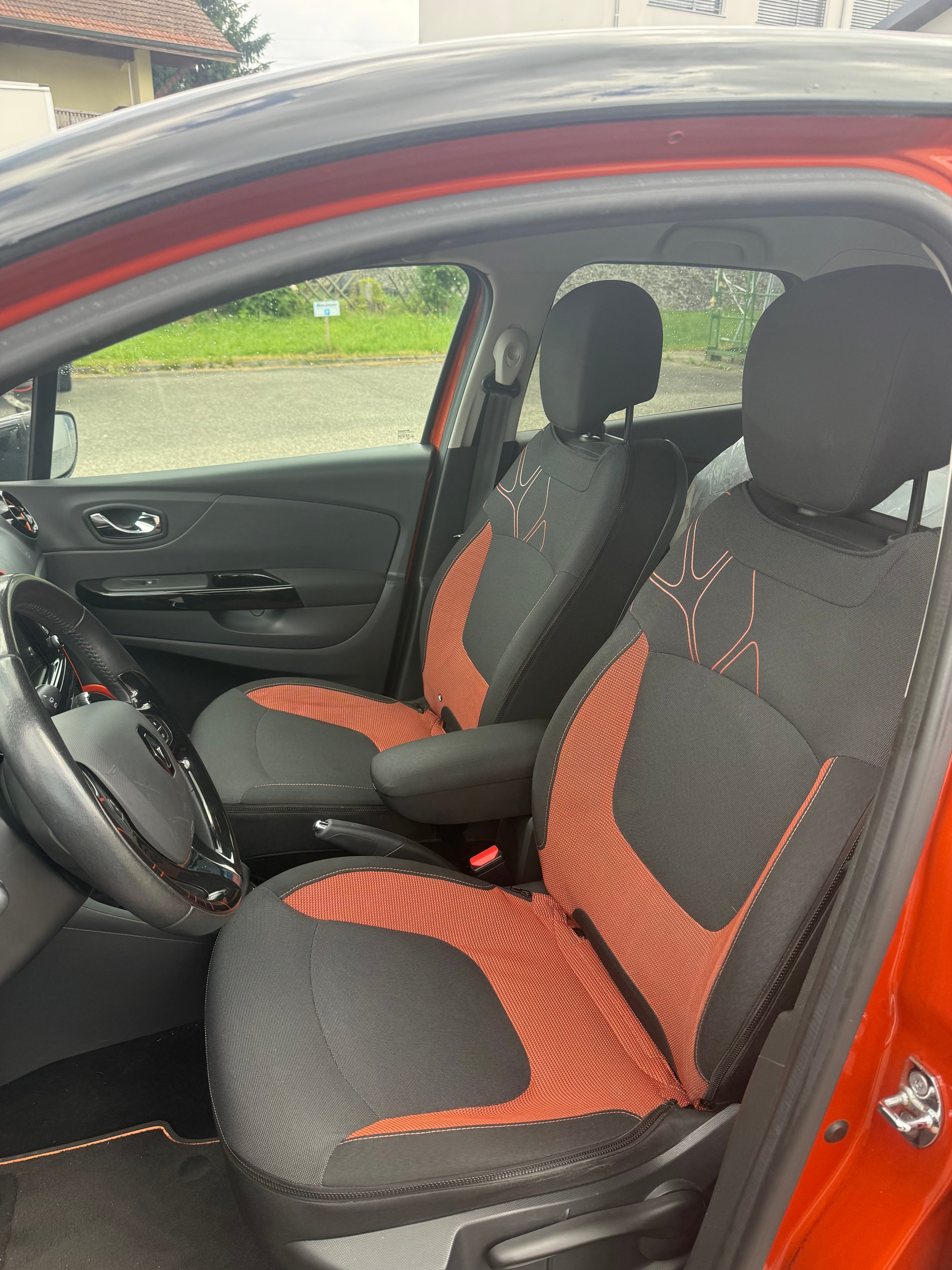 RENAULT Captur 0.9 12V Privilège-image-4