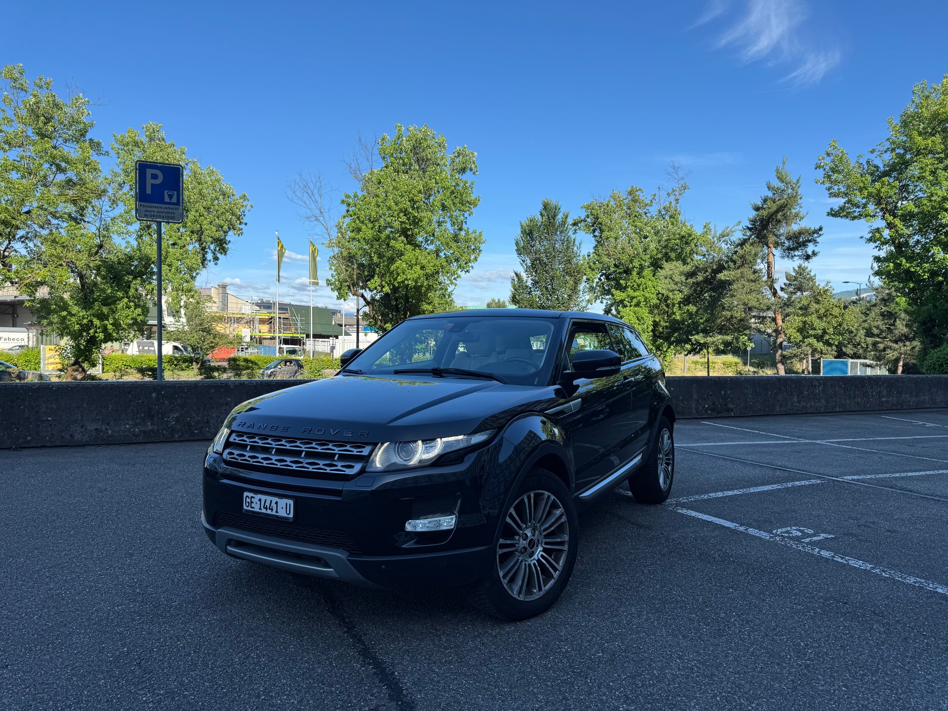 LAND ROVER Range Rover Evoque 2.2 SD4 Pure AT6-image-0