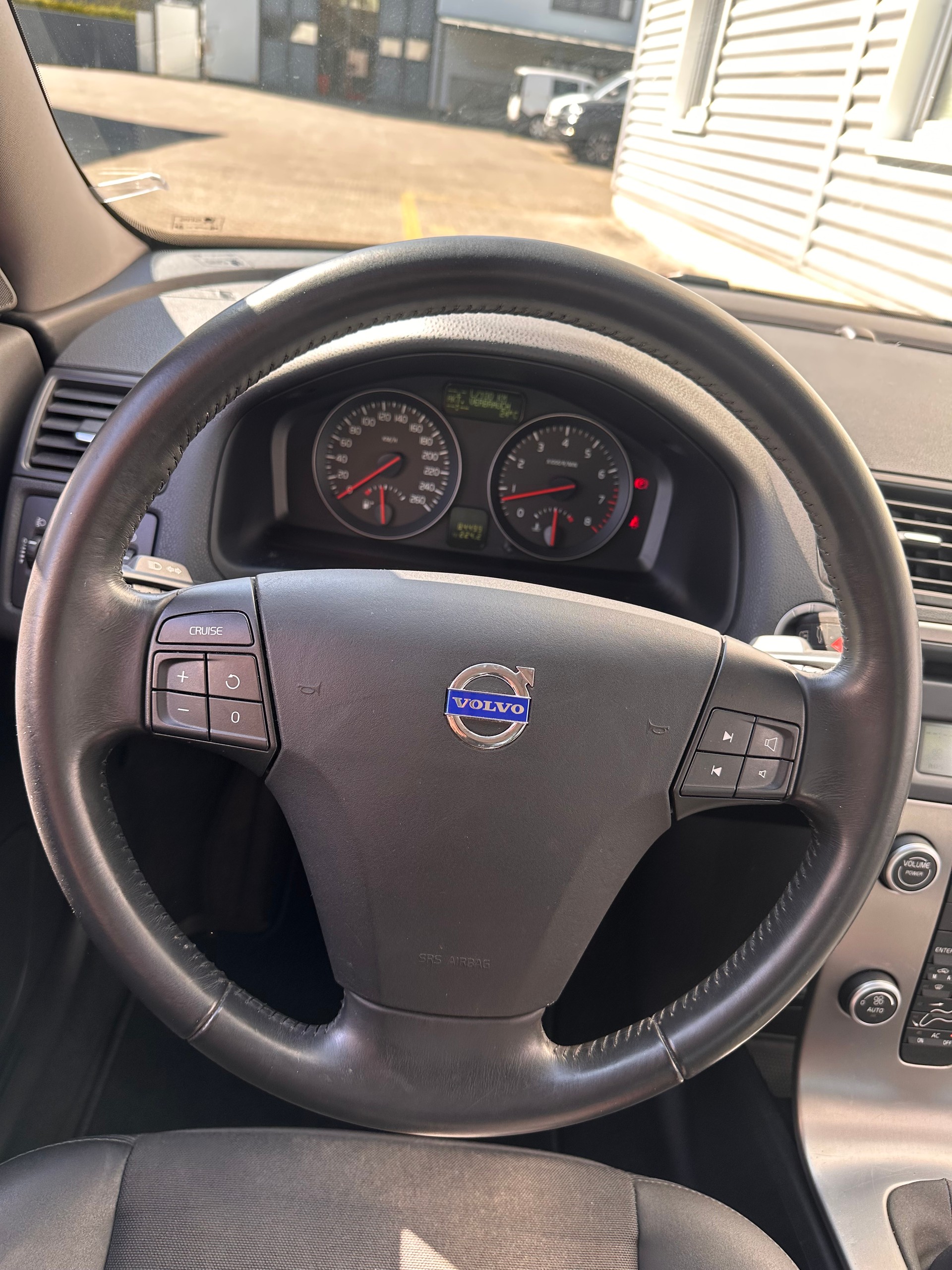VOLVO C30 2.0 Summum-image-13