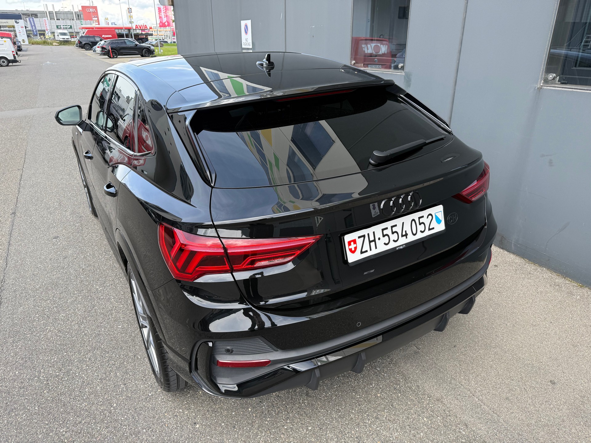 AUDI 2.0 40 TDI S line quattro S-Tronic-image-2