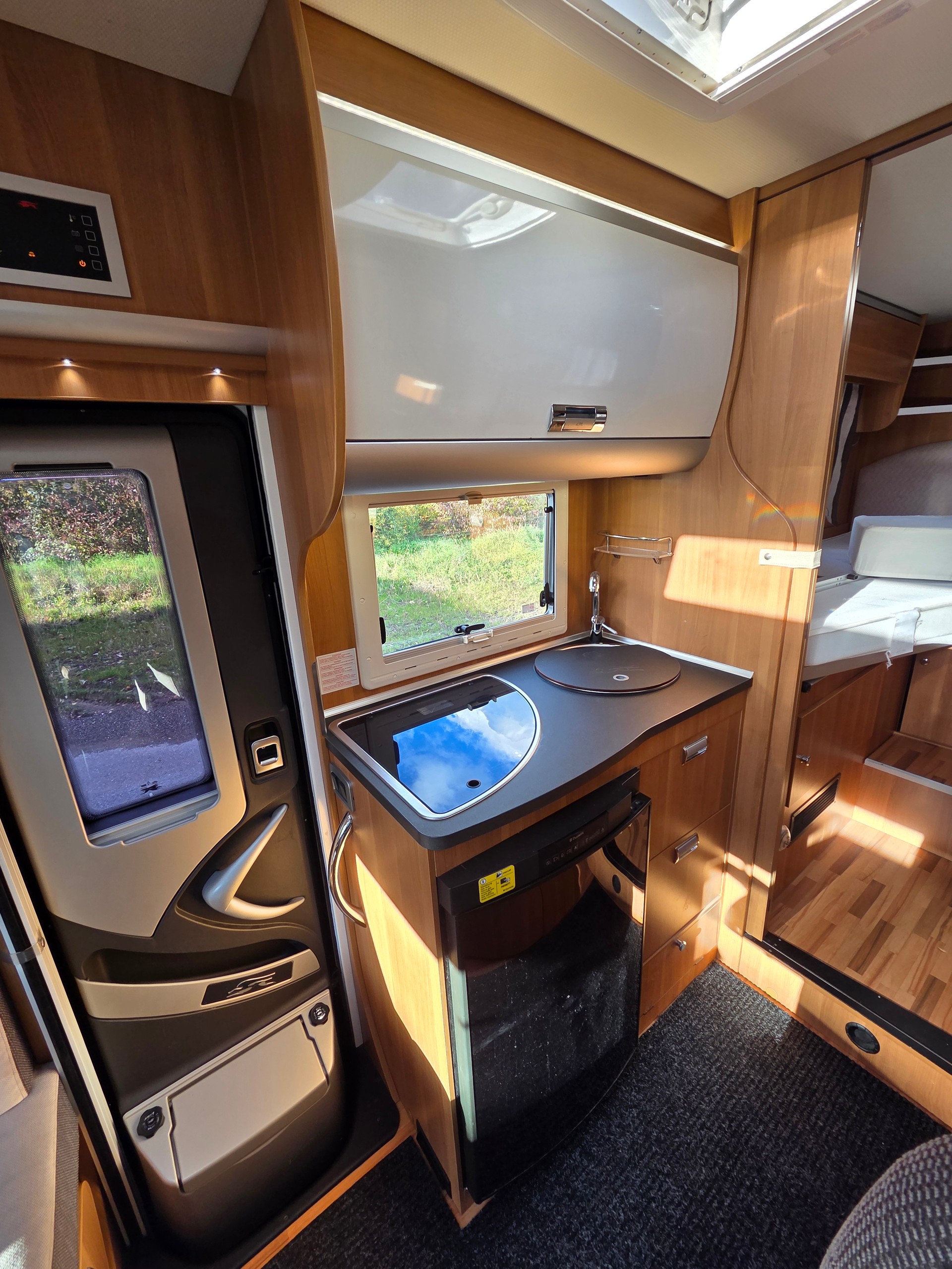 LAIKA Laika Ecovip 309 I Fiat Ducato 2.3 150PS I AUTOMATIK I Längsbetten-image-14