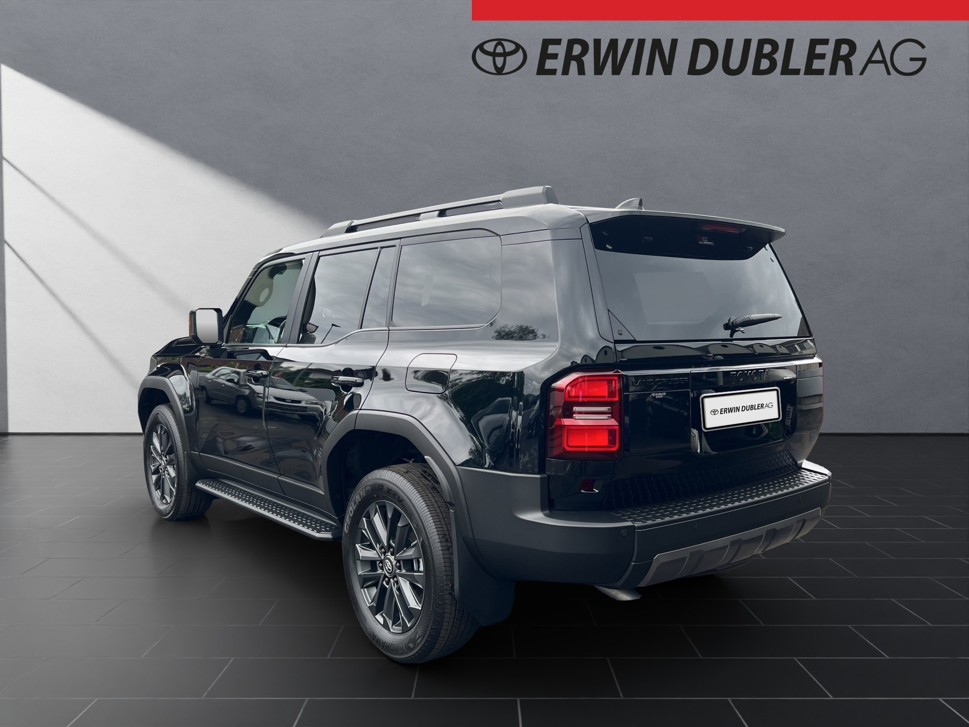 TOYOTA Land Cruiser 2.8 D 48V Invincible-image-2